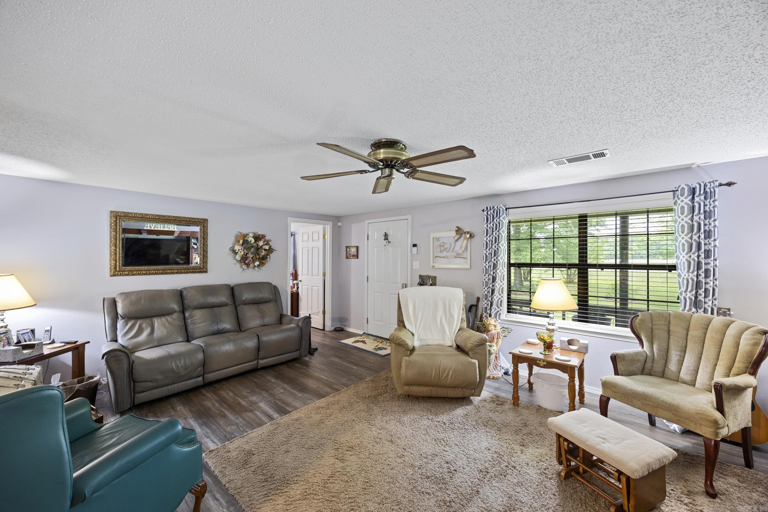 11171 N State 309 Highway Property Photo 4