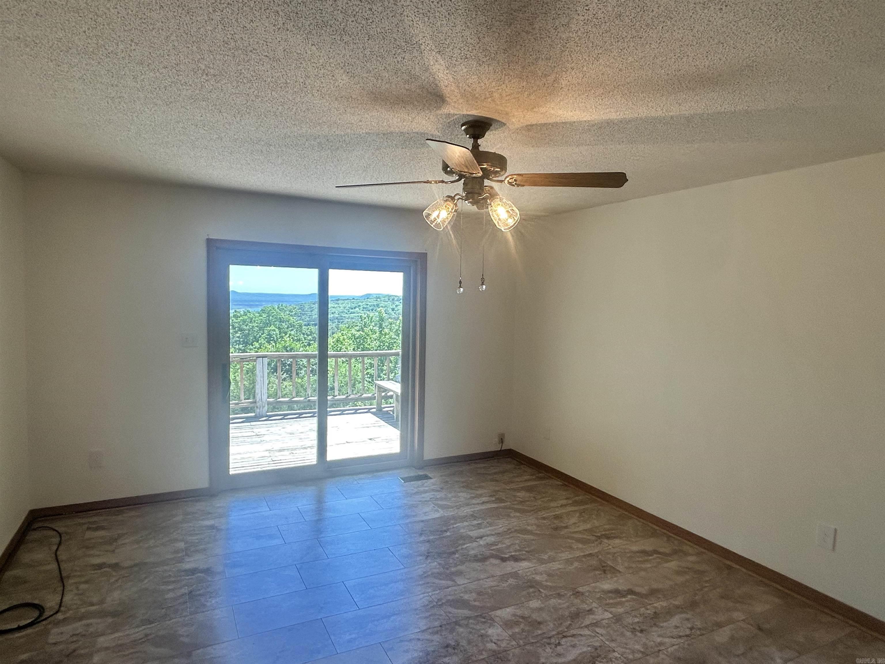 44 Tracy Ann Terrace Property Photo 8