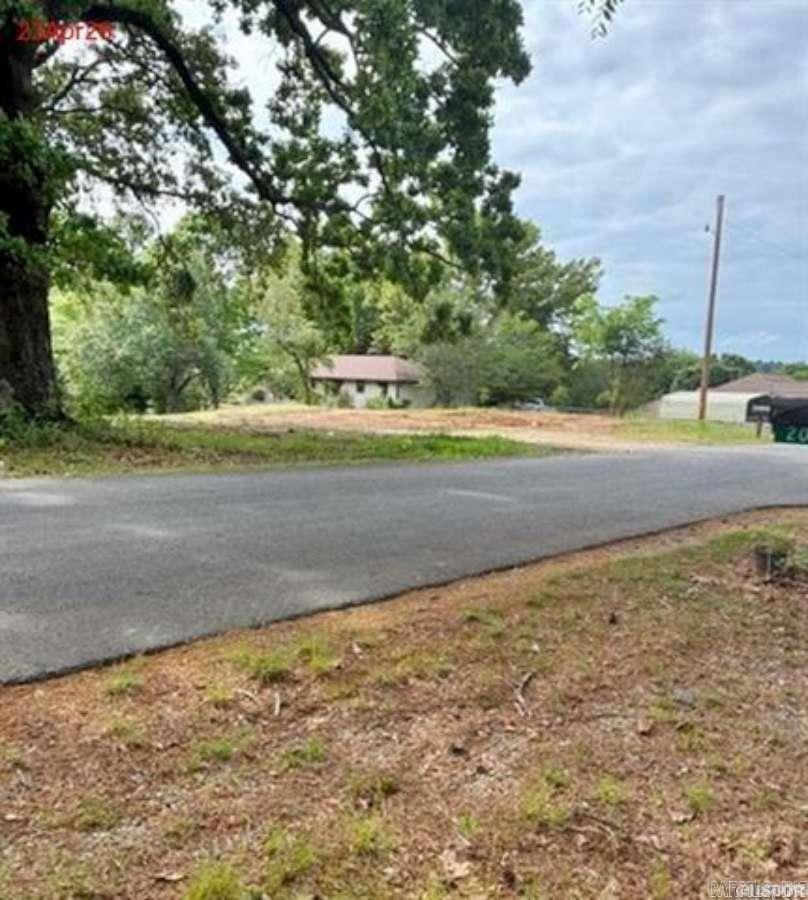 201 Breezehill Road Property Photo 2