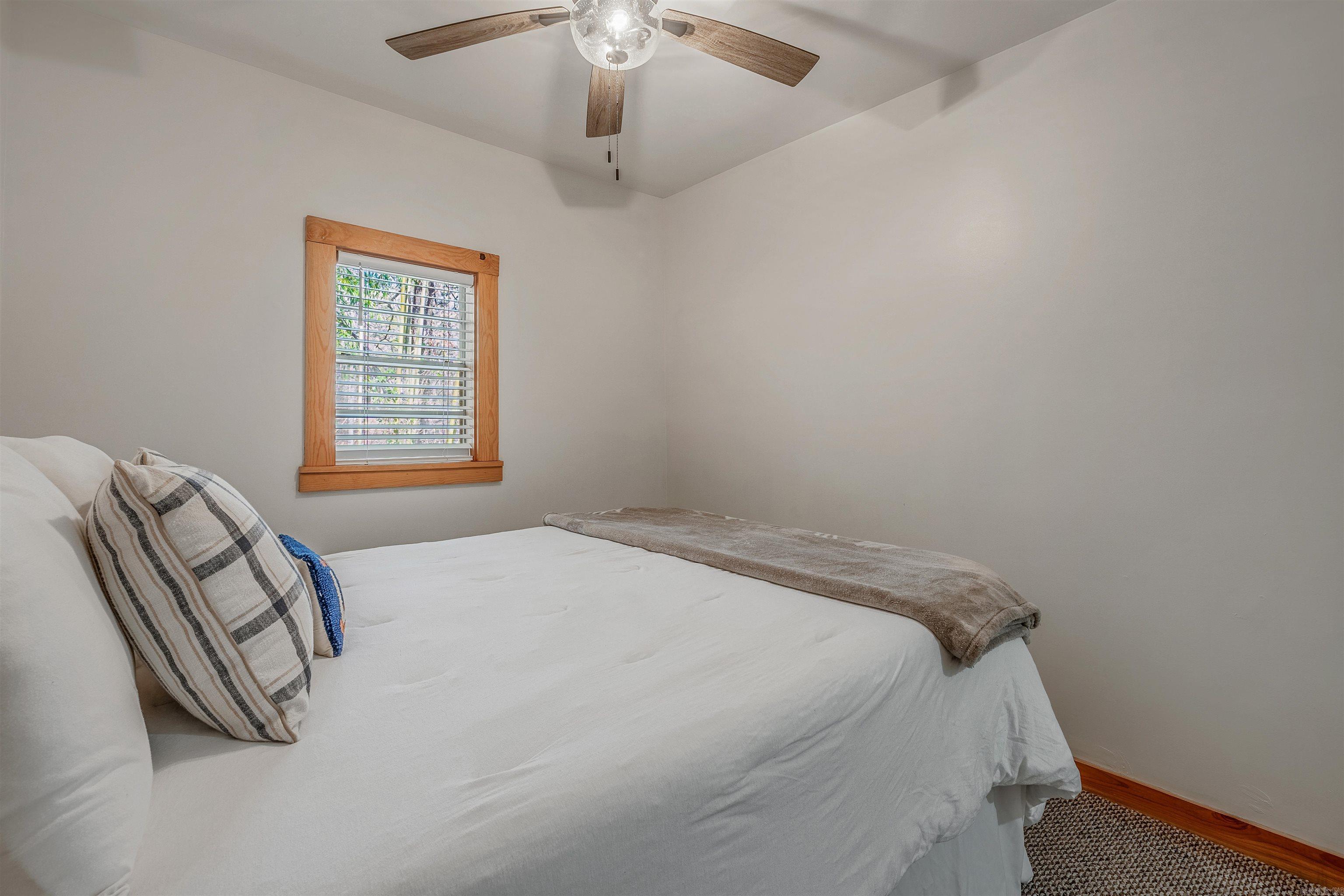 114 Sills Cove Property Photo 18