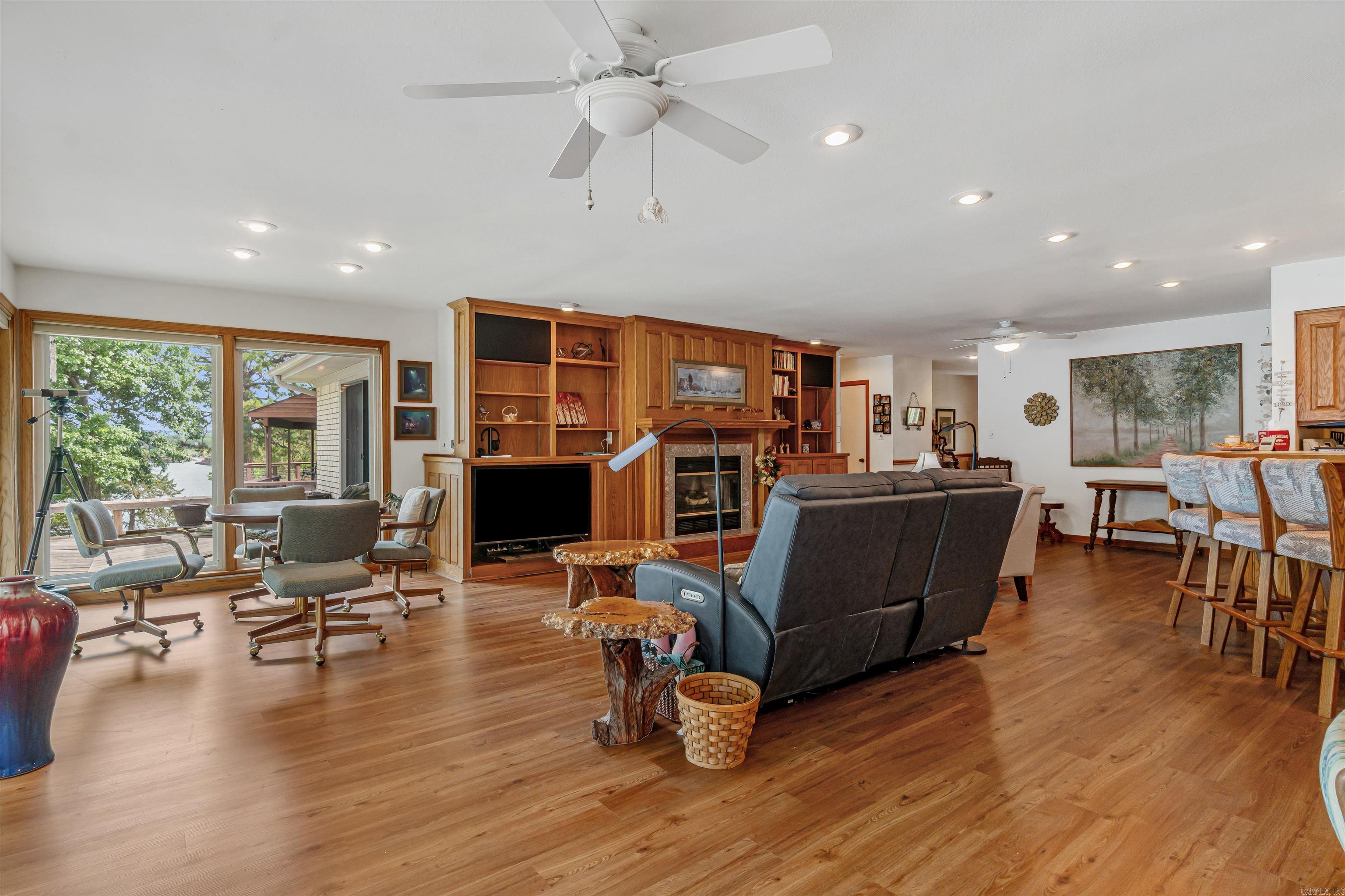 952 Anderson Circle Property Photo 18