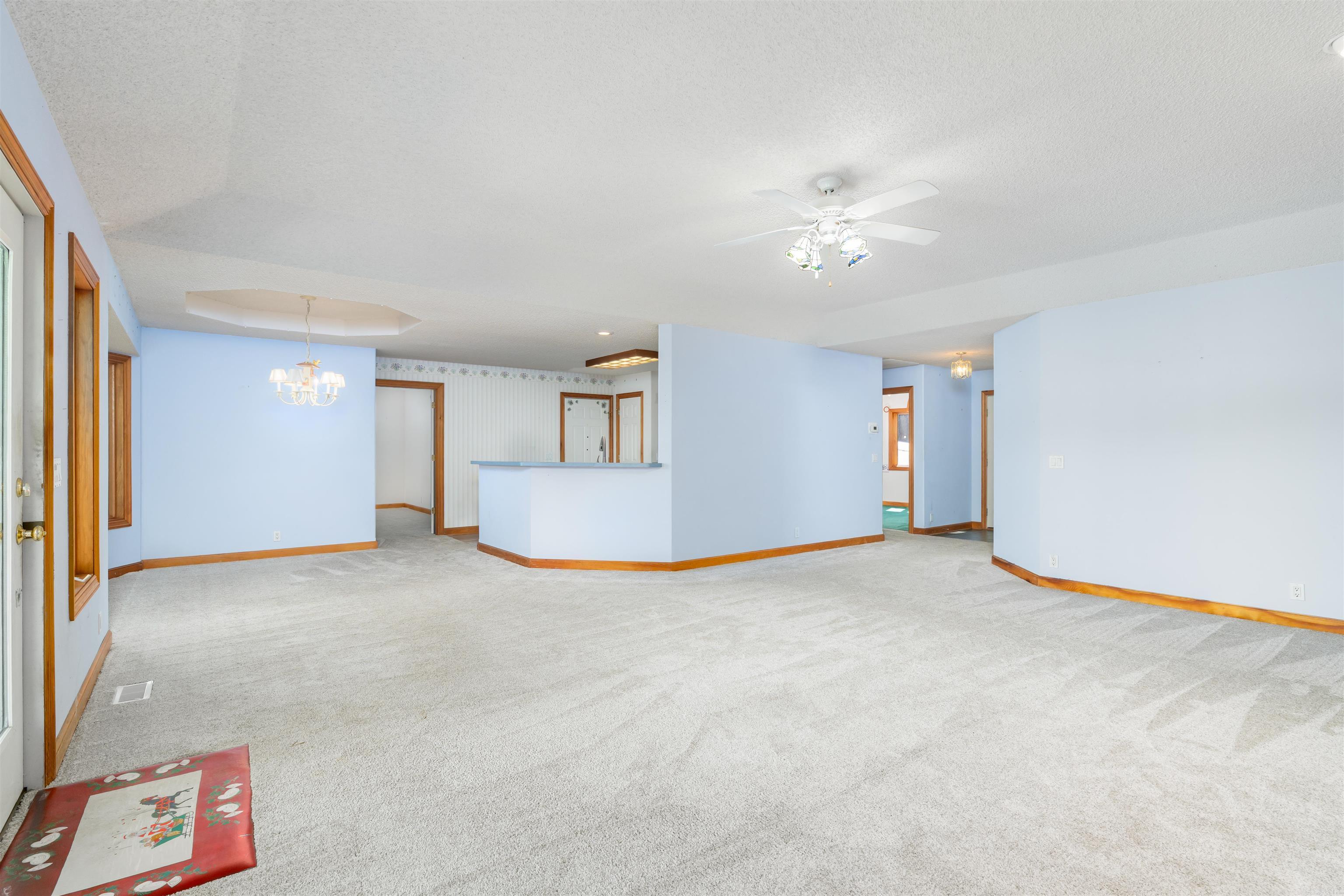 28 Lindura Way Property Photo 5