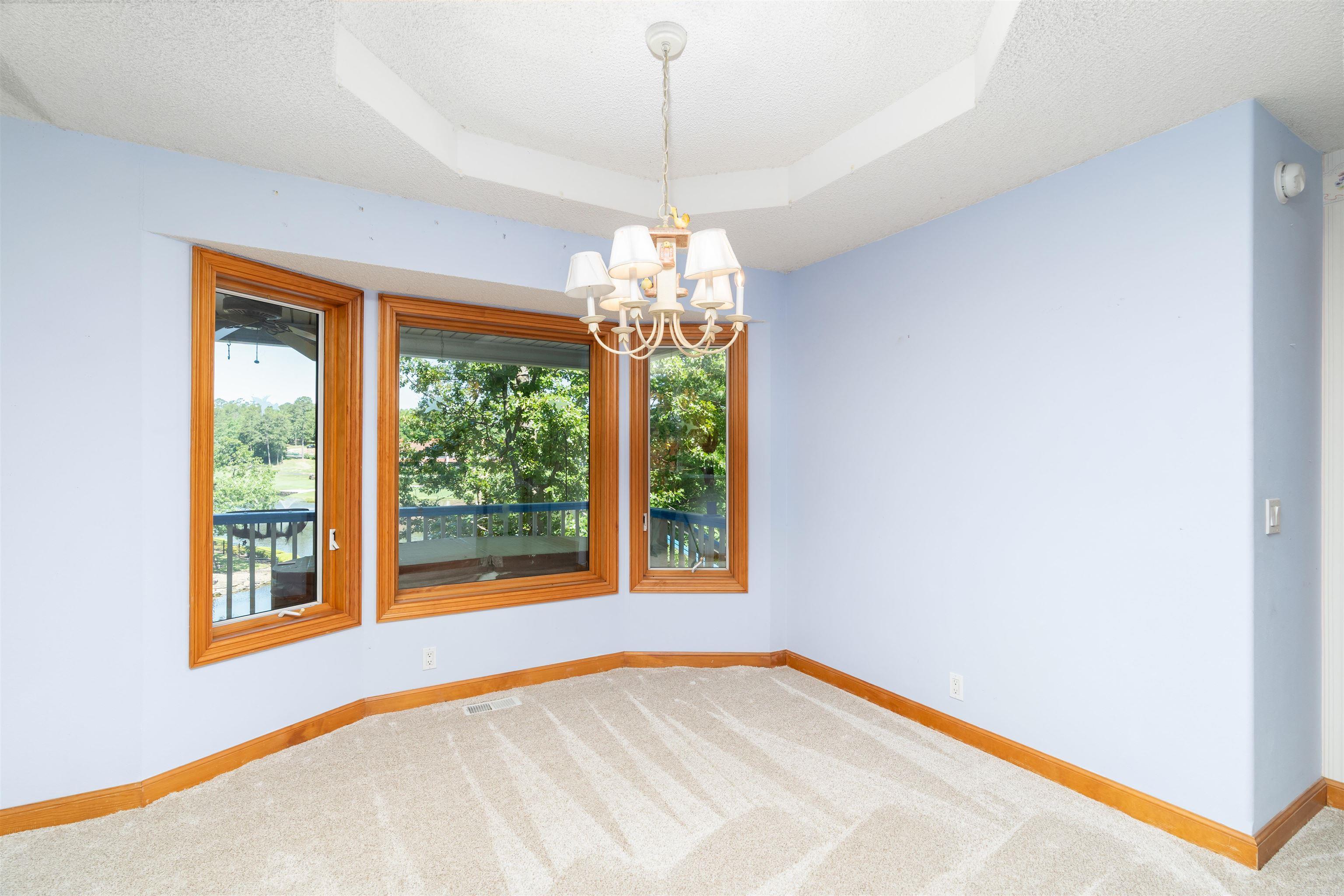 28 Lindura Way Property Photo 7