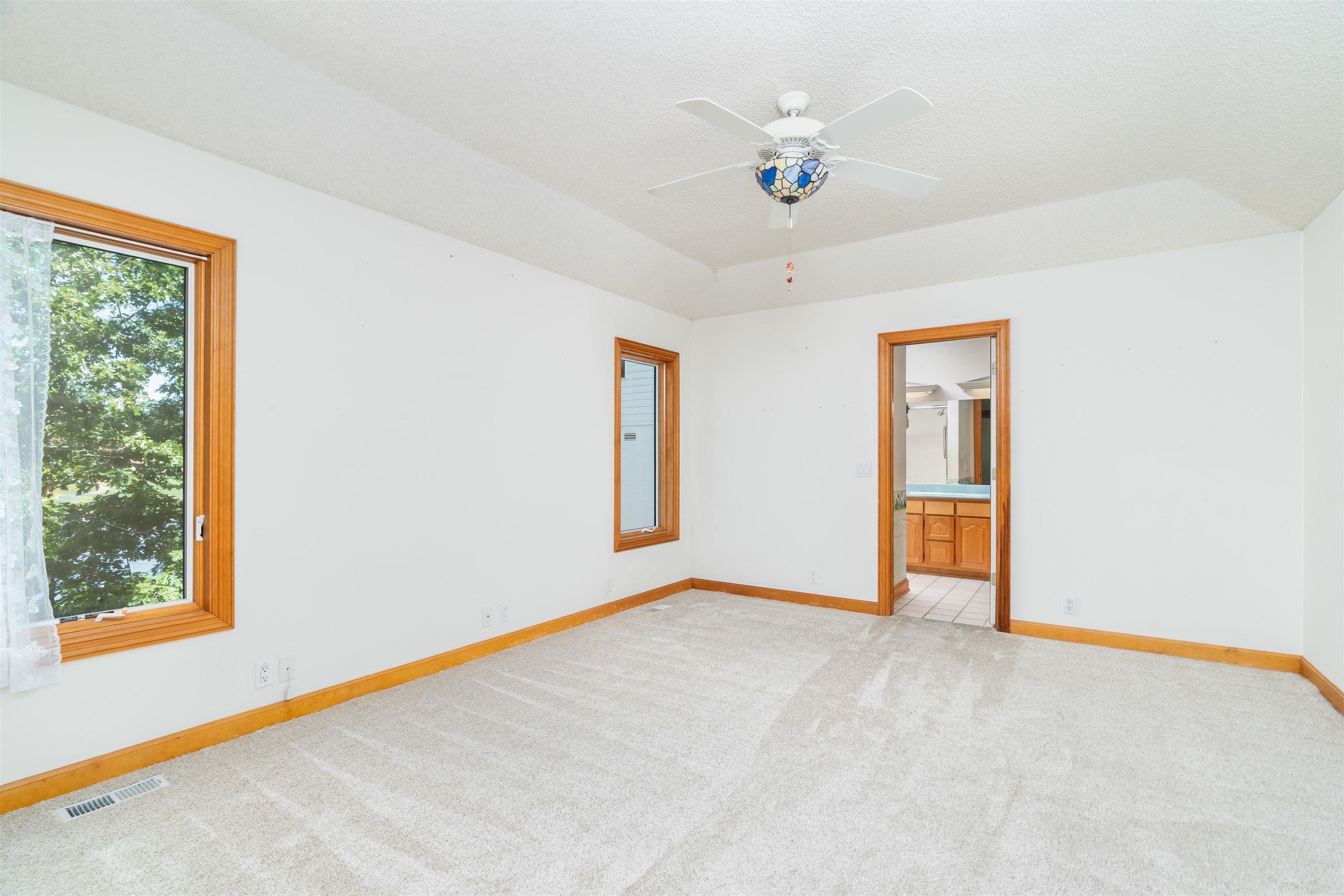 28 Lindura Way Property Photo 11