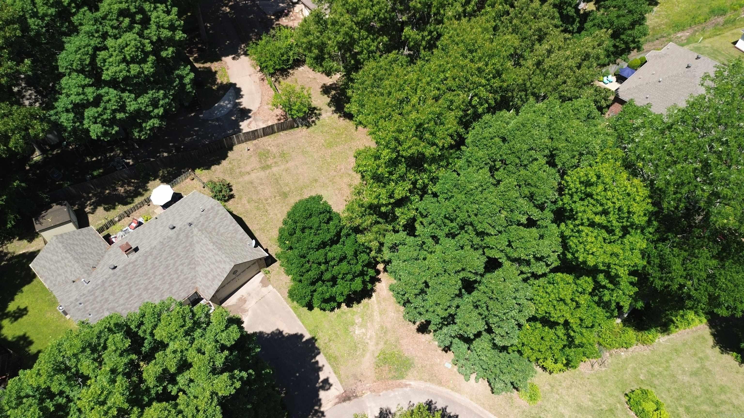 26019060 Property Photo 3