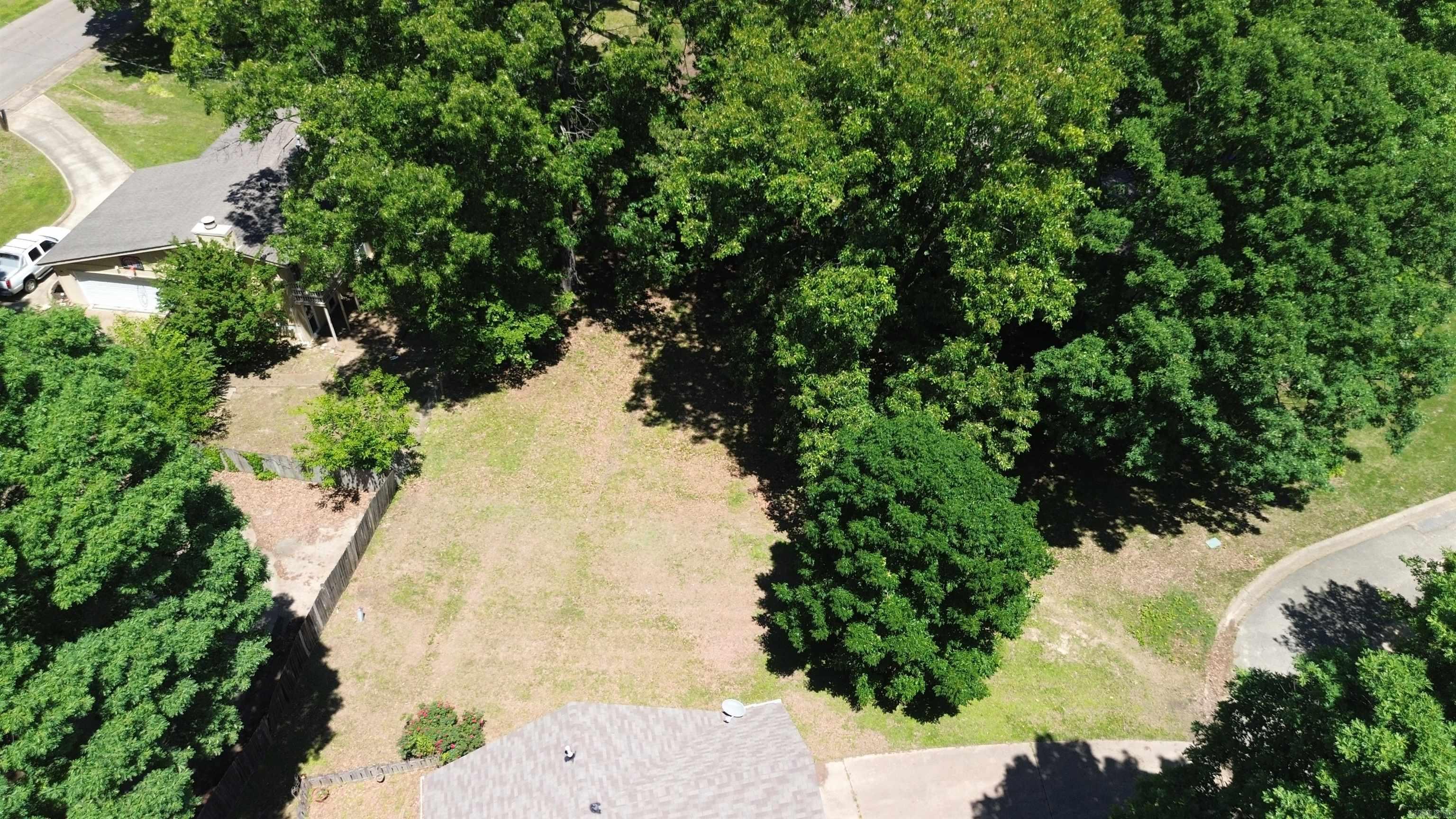 26019060 Property Photo 5