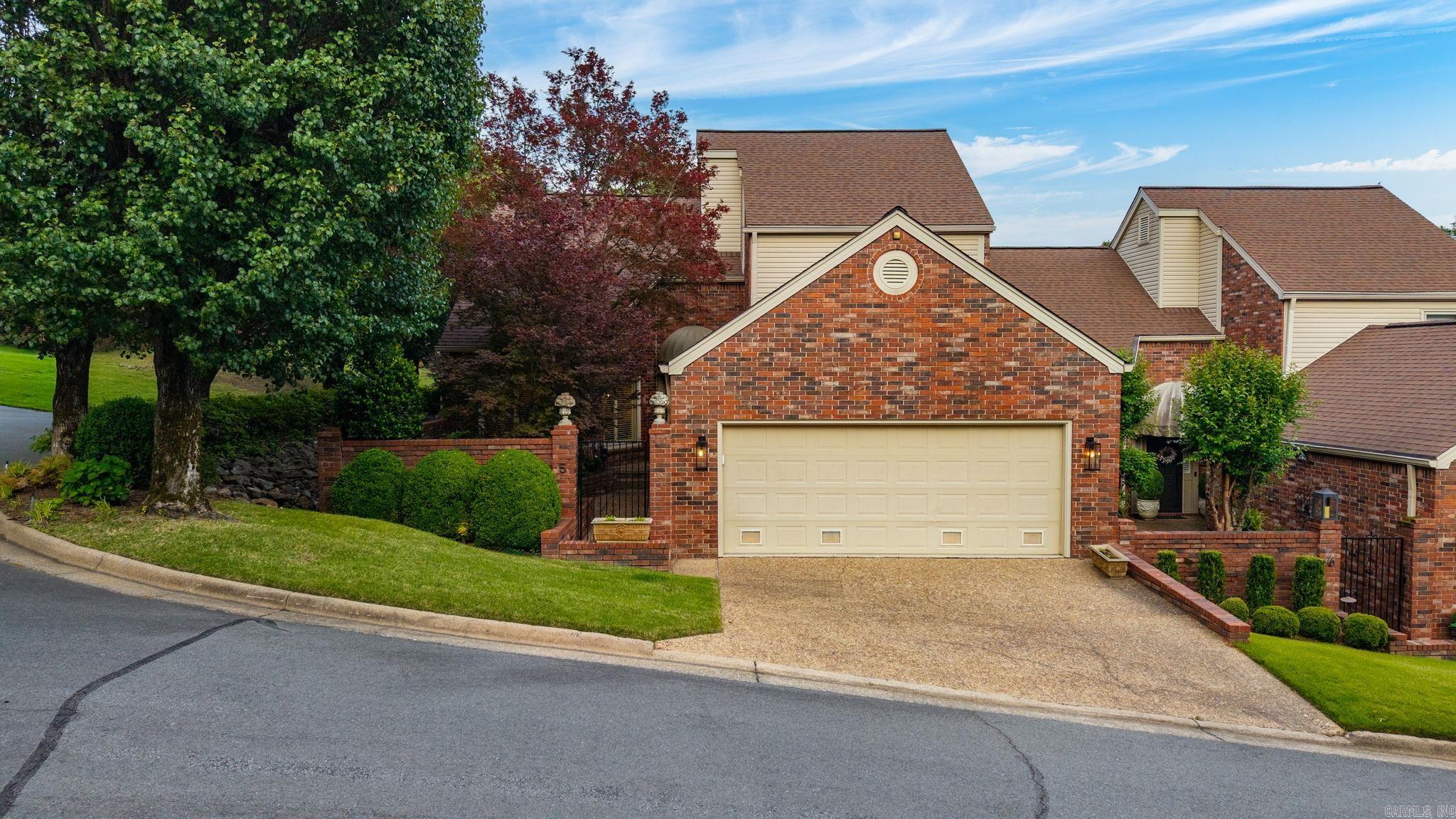 801 Pleasant Valley Dr. #5 Property Photo 1