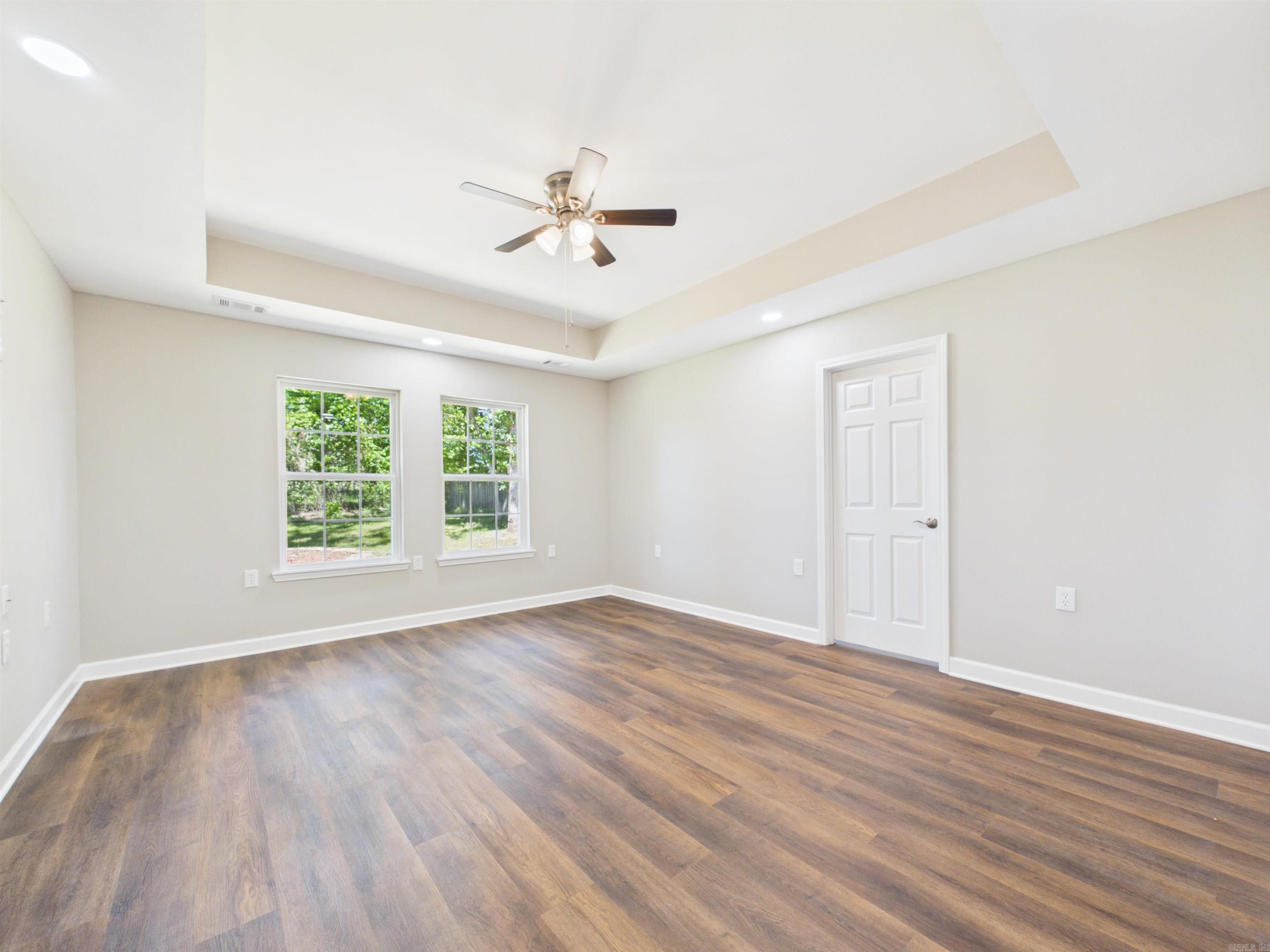 100 Shackleford Dr Property Photo 15