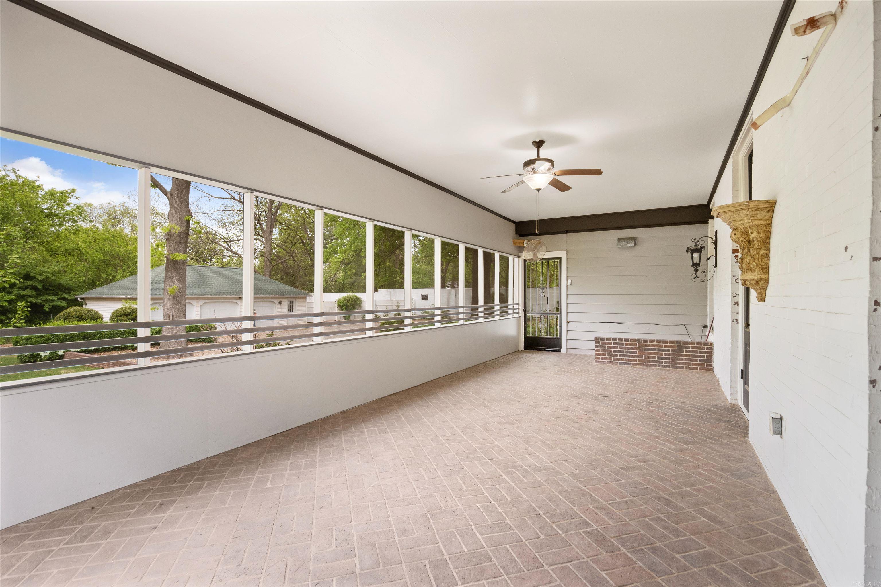 1419 S Main St Street Property Photo 35