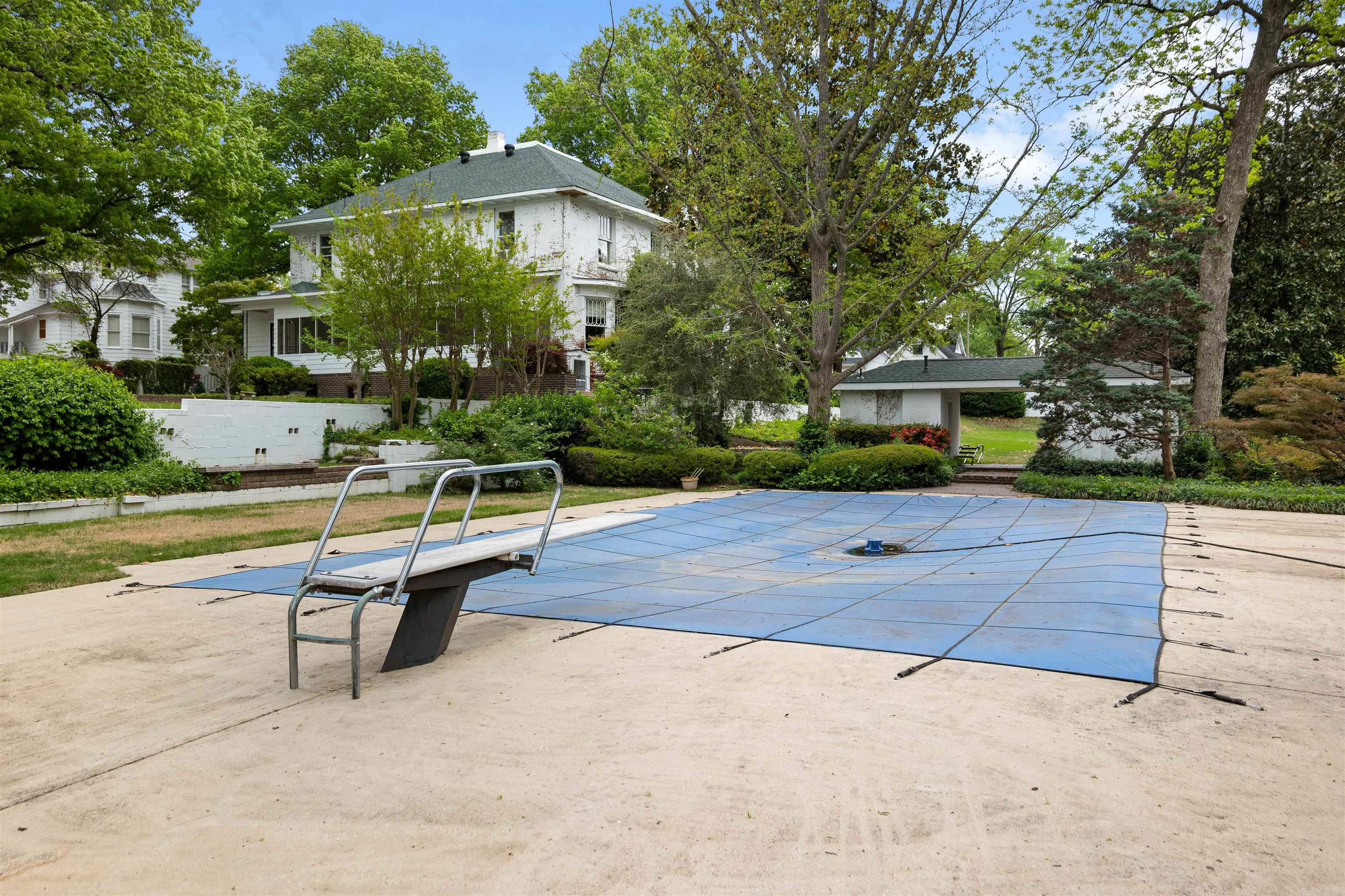 1419 S Main St Street Property Photo 45