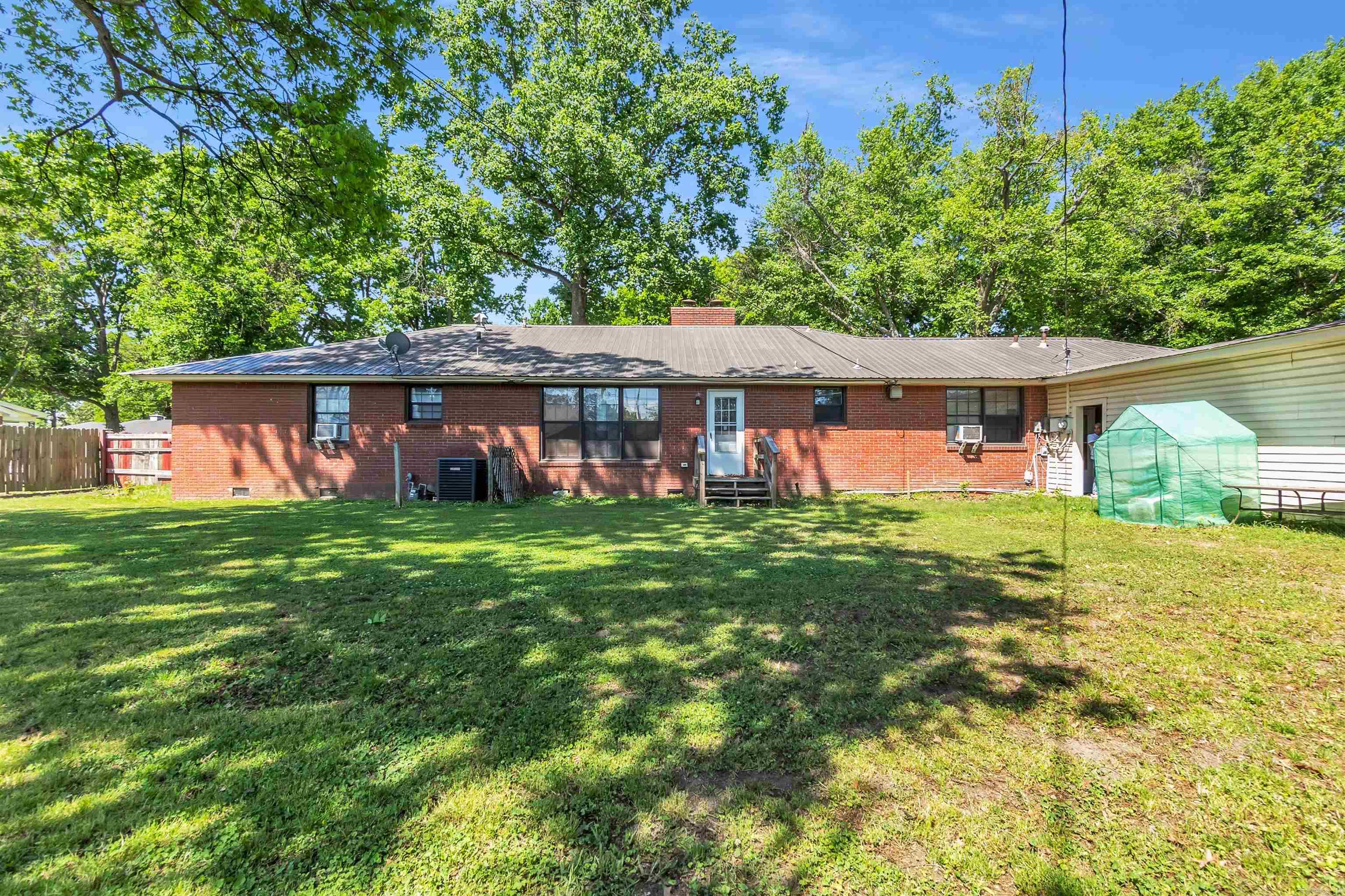 127 East Drive Property Photo 22