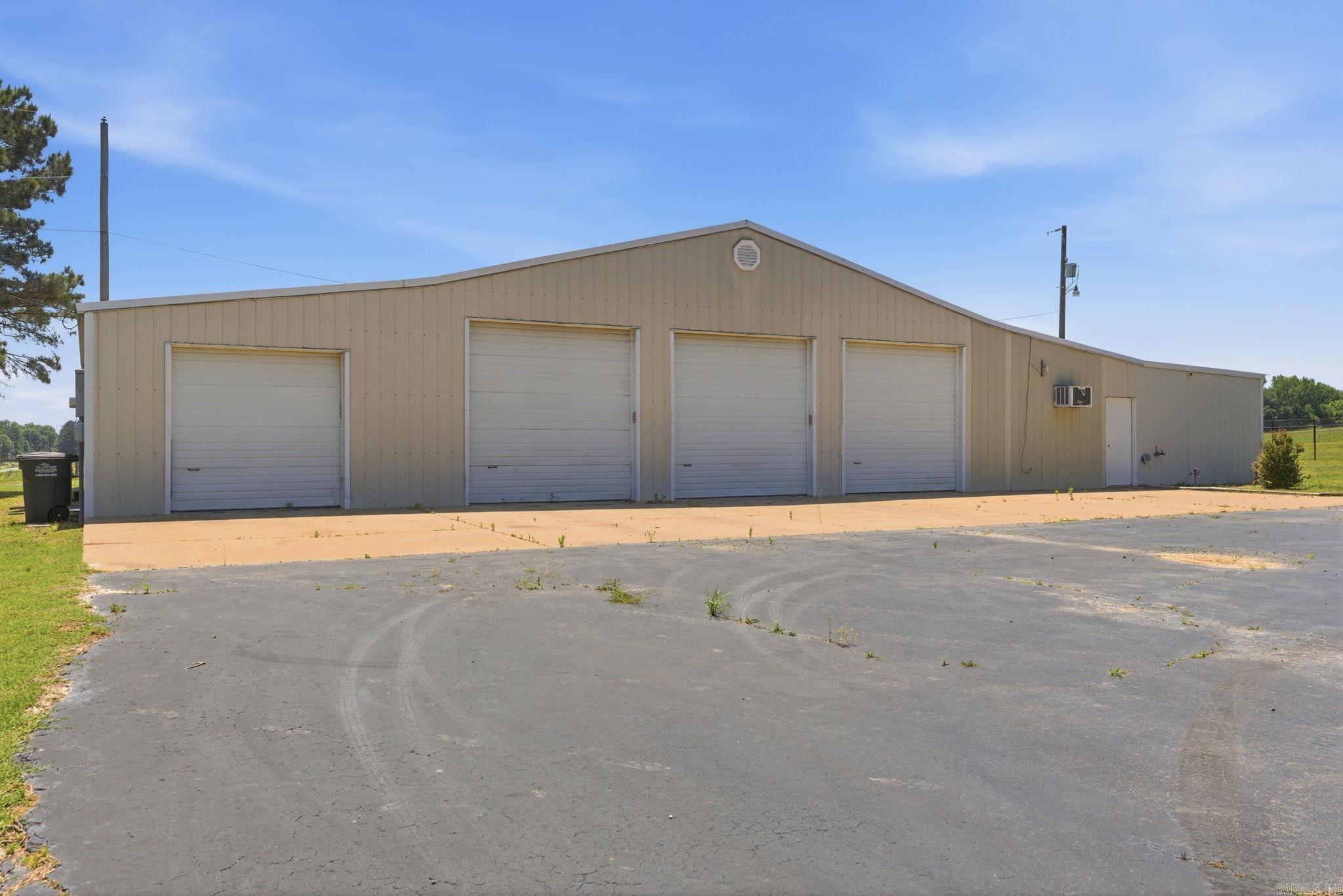 205 Dugger Road Property Photo 1