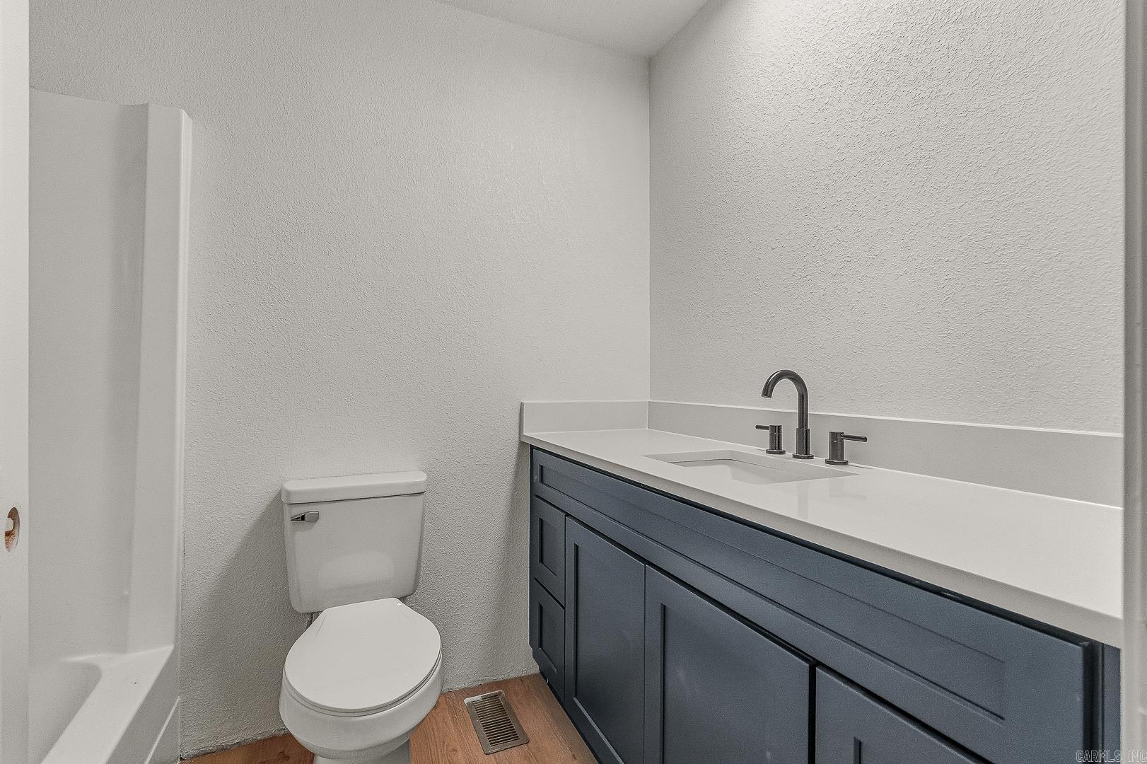 2101 Wildrose Ln Property Photo 16