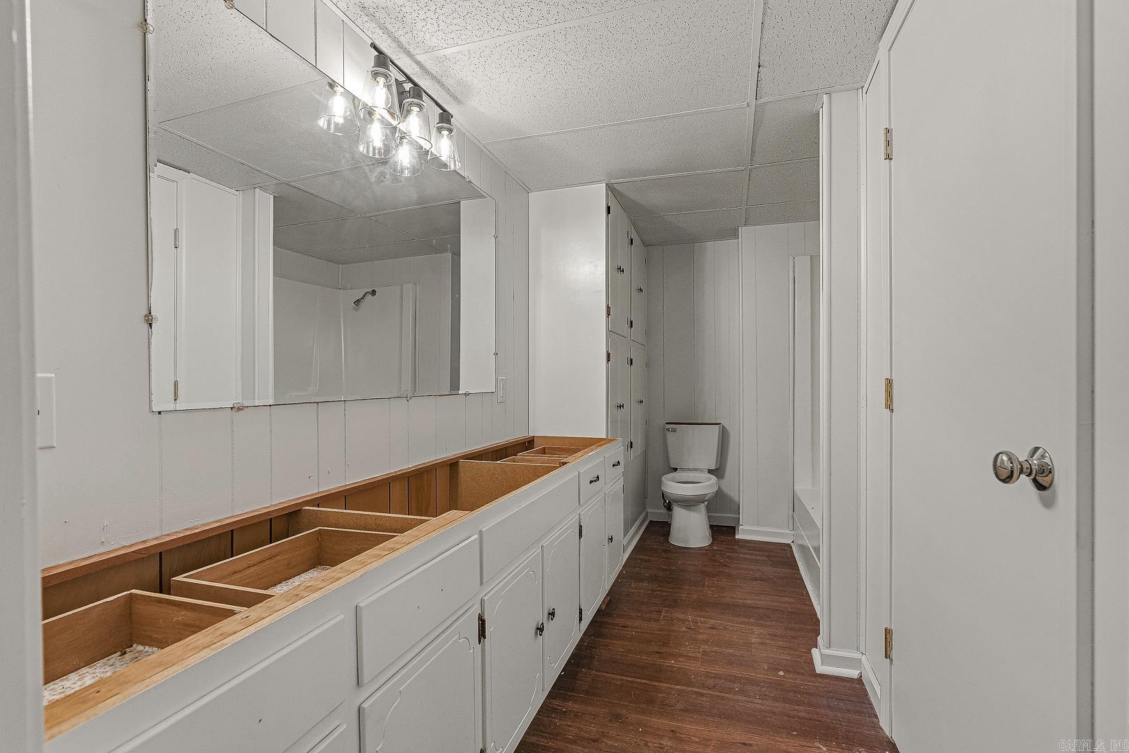 2101 Wildrose Ln Property Photo 21