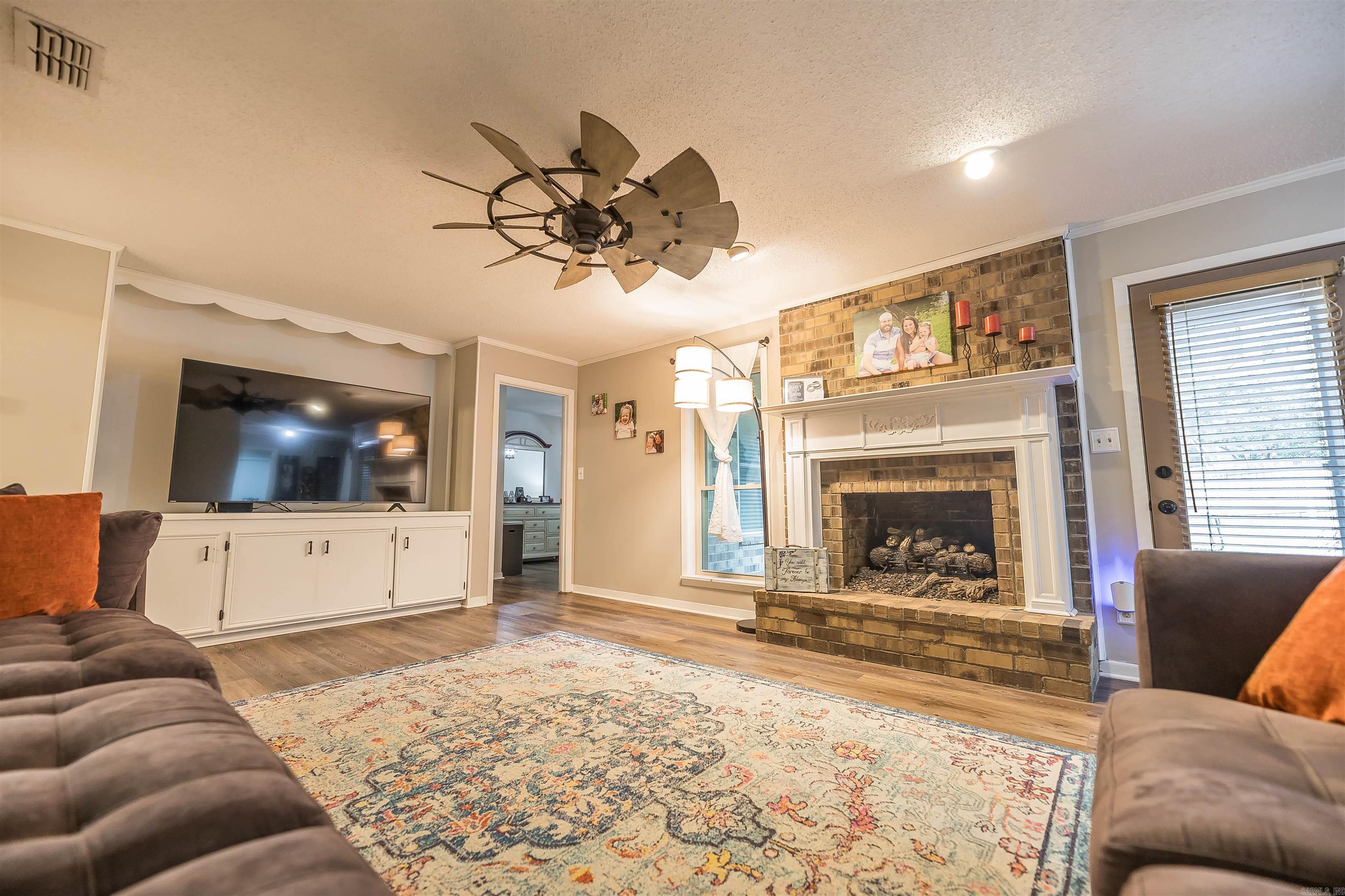 2109 Pinewood Drive Property Photo 16