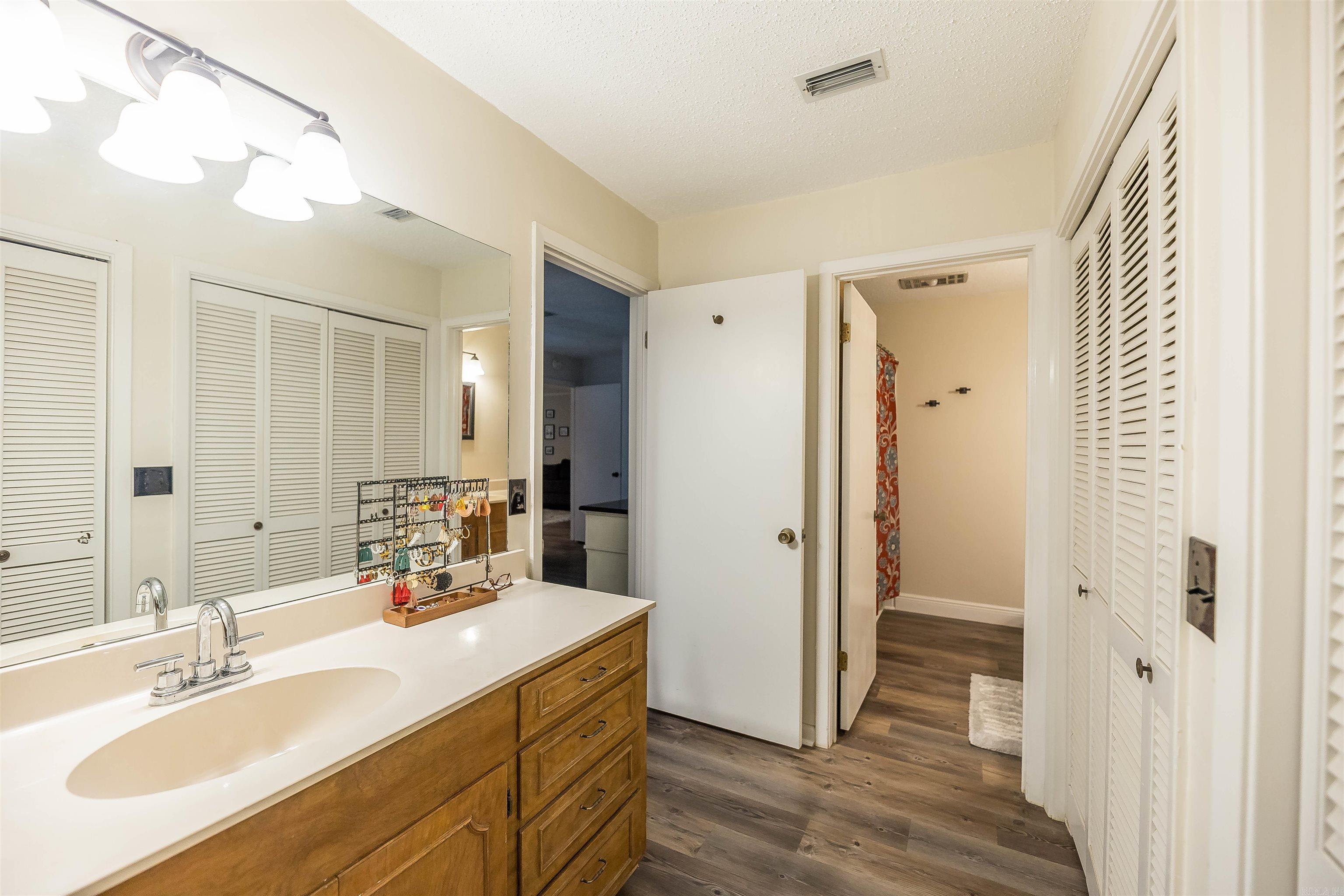 2109 Pinewood Drive Property Photo 21