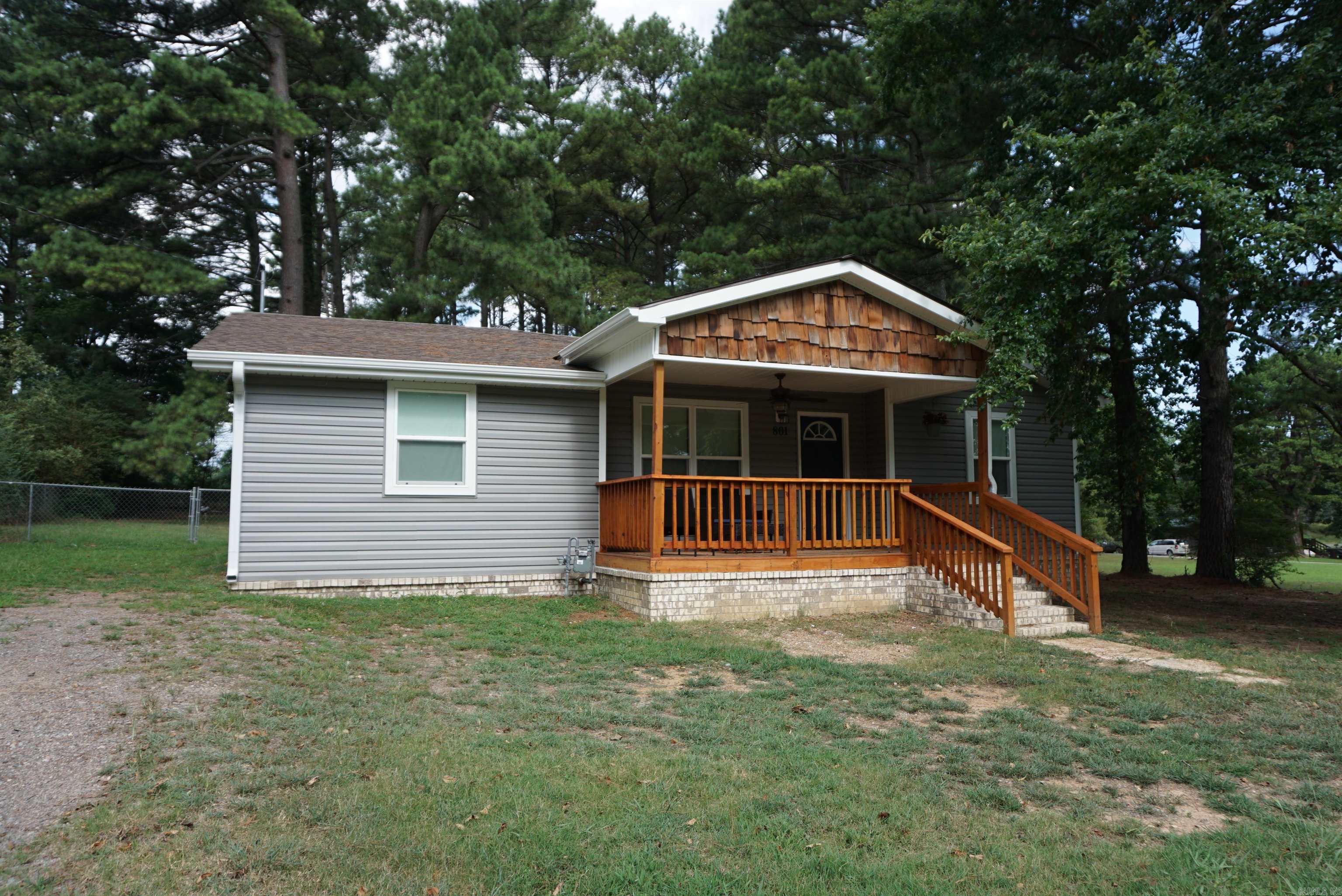 801 Richardson Property Photo 46