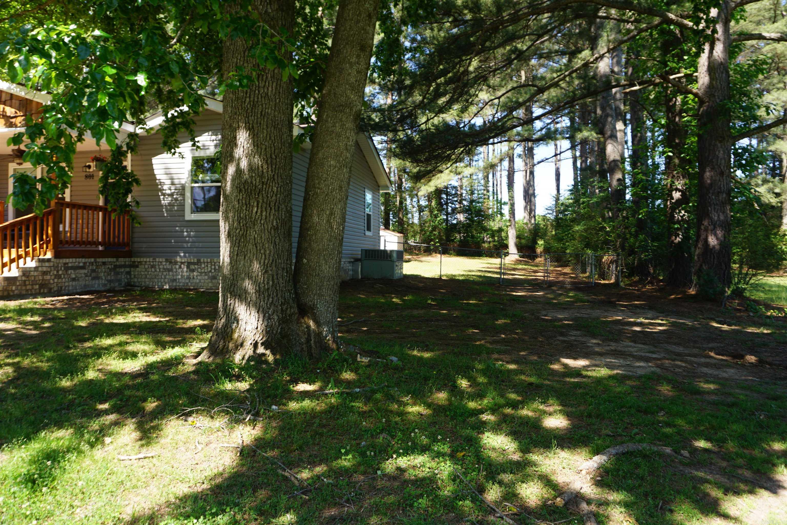 801 Richardson Property Photo 48
