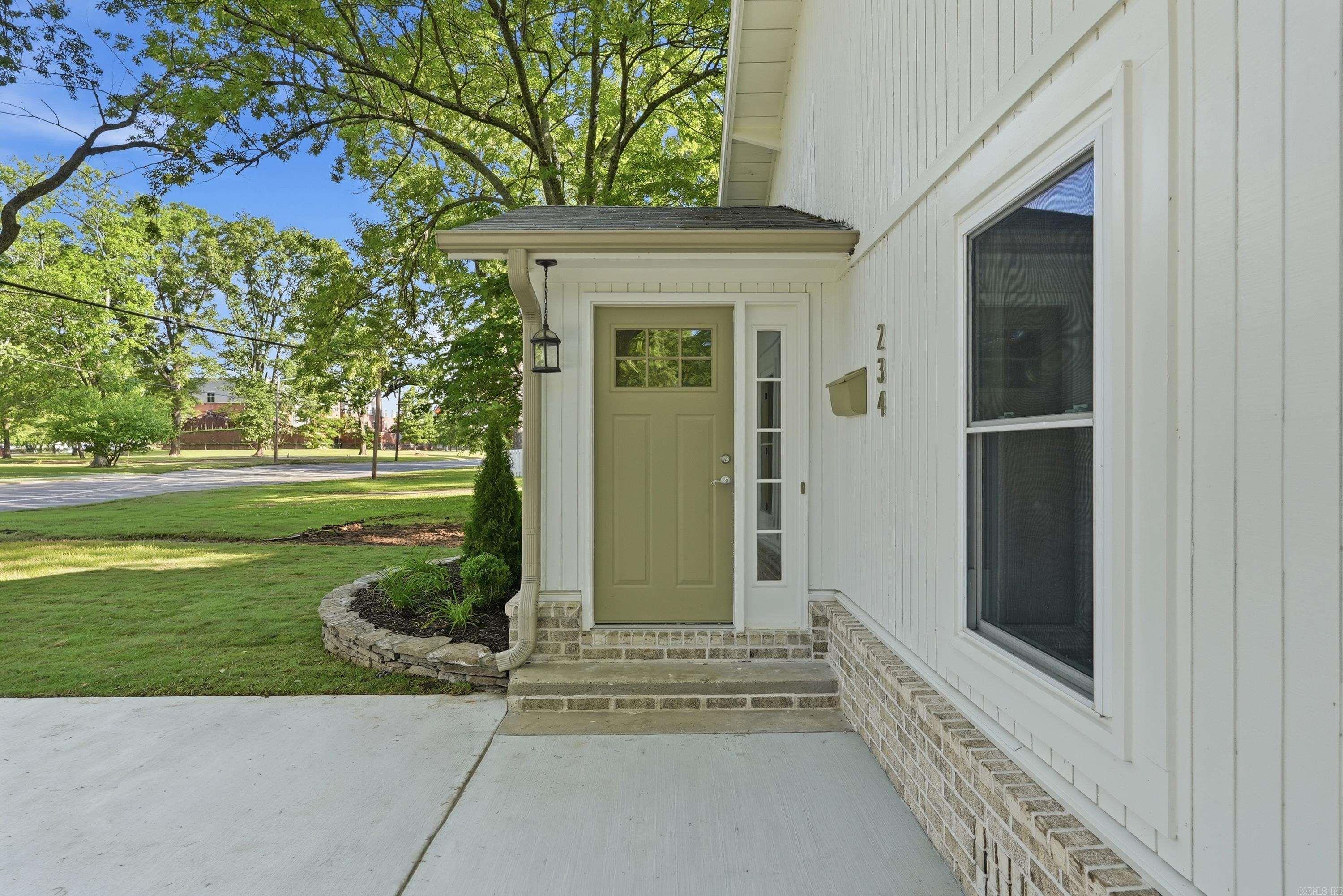 234 Conway Boulevard Property Photo 5