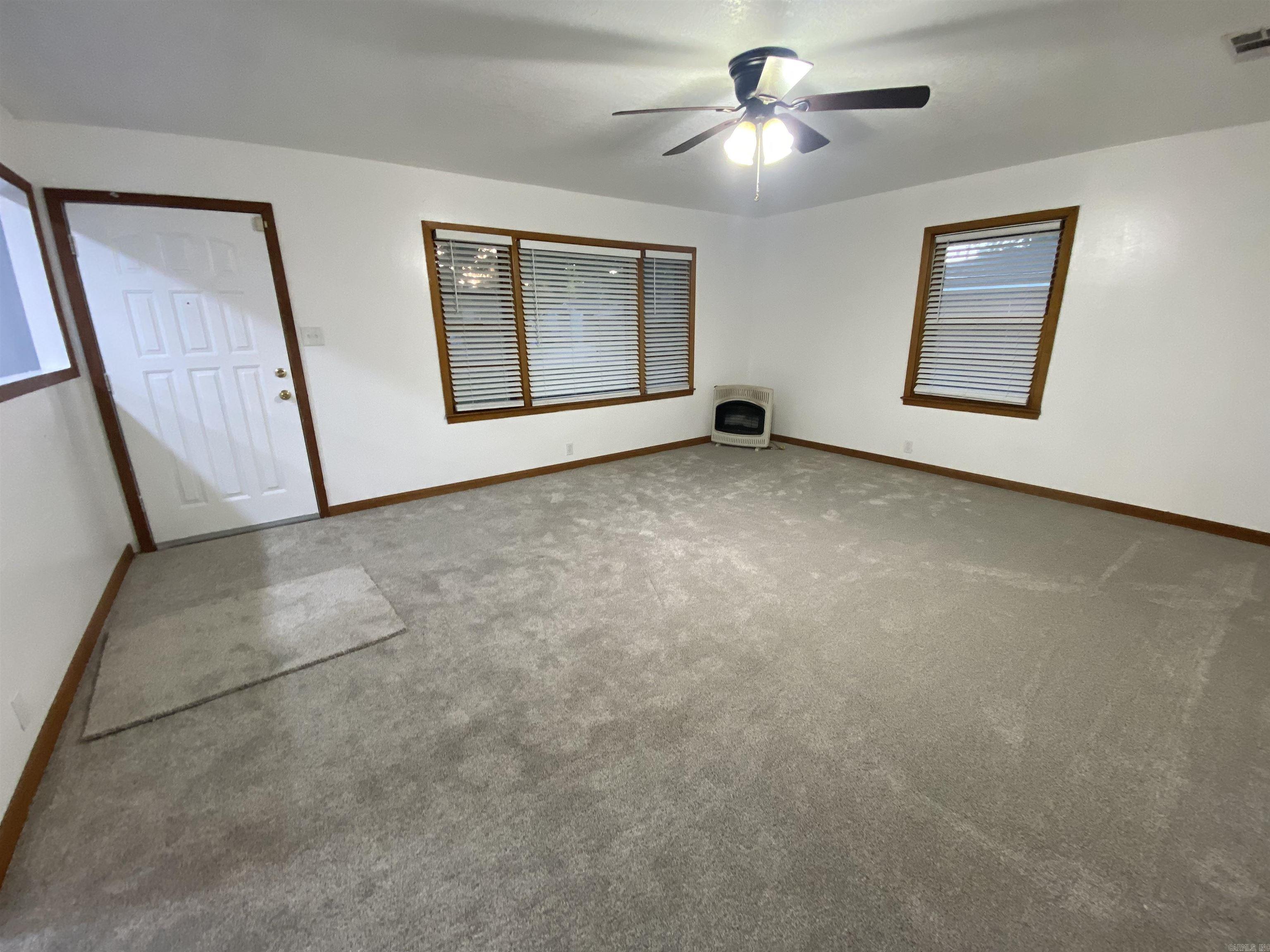 534 Ellis Property Photo 7
