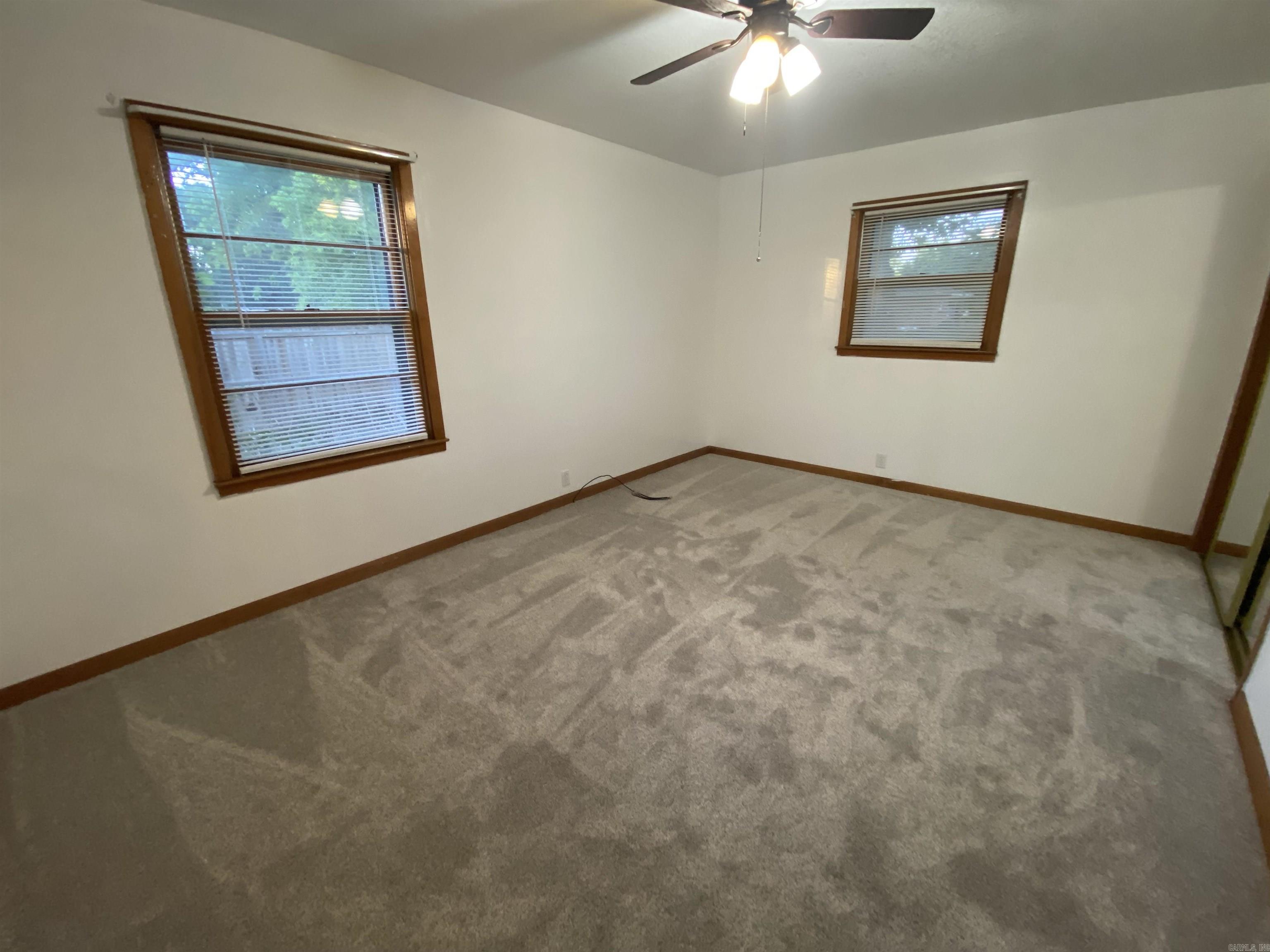 534 Ellis Property Photo 9