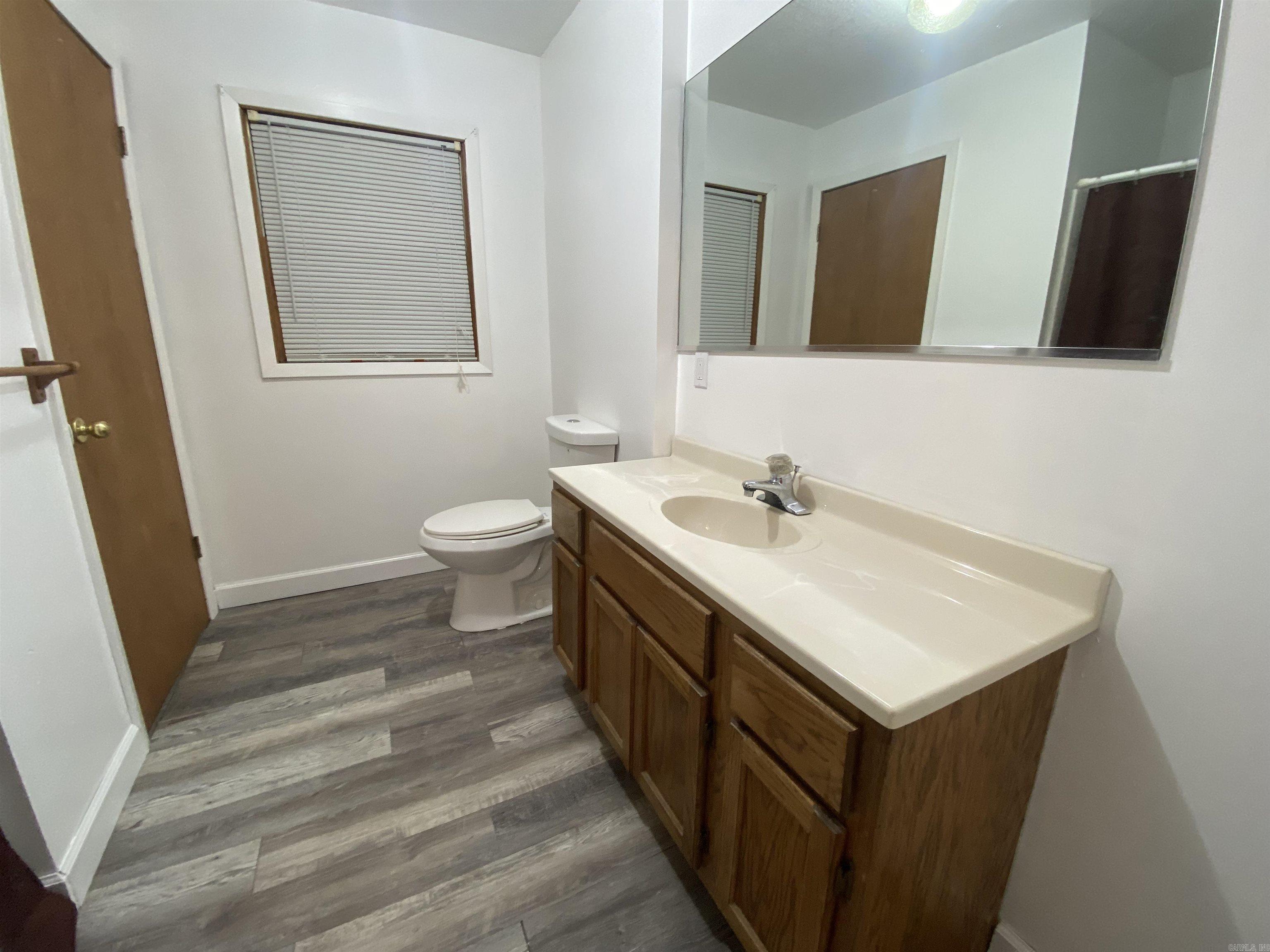 534 Ellis Property Photo 11