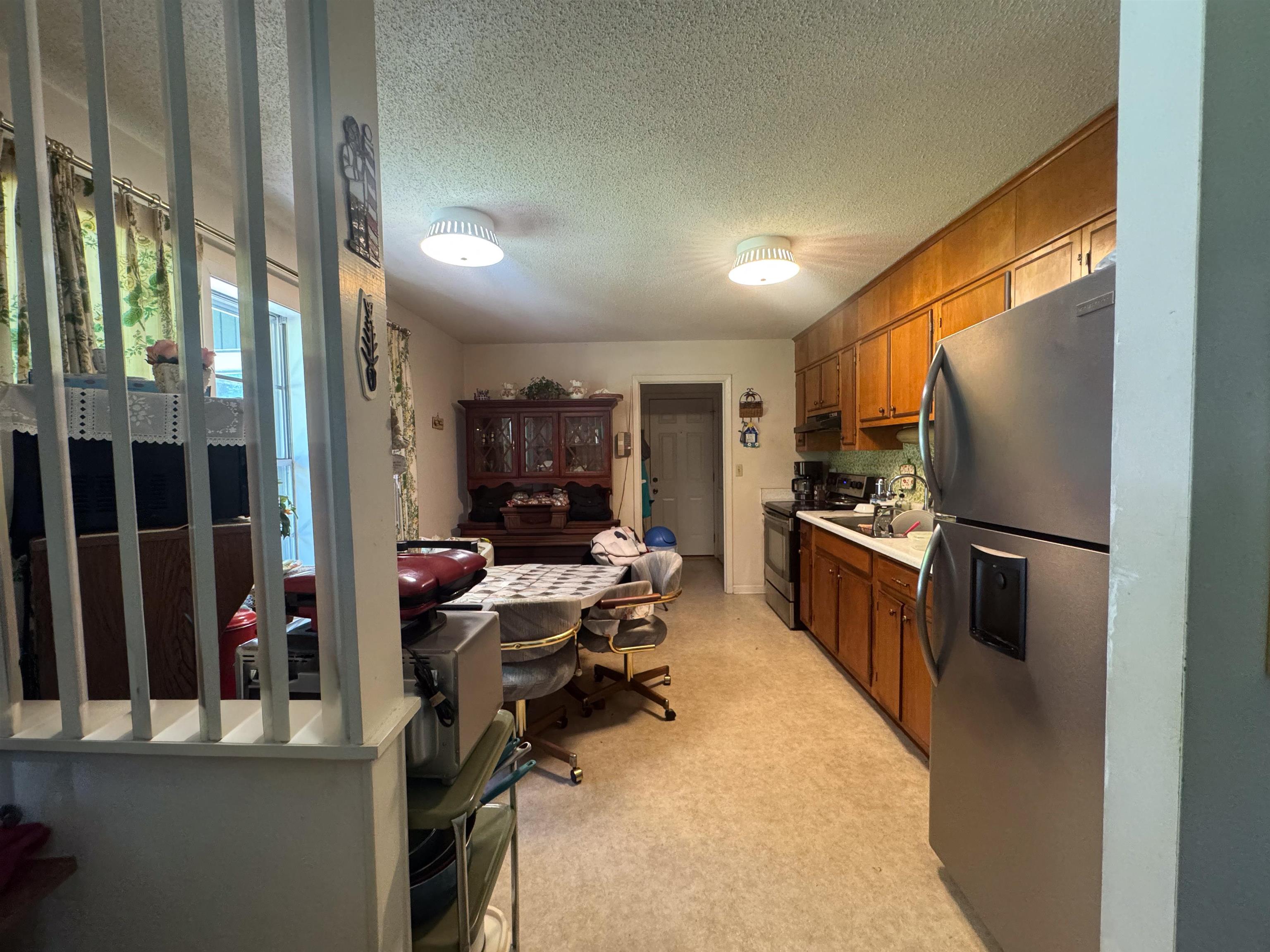 13 Iowa Drive Property Photo 6