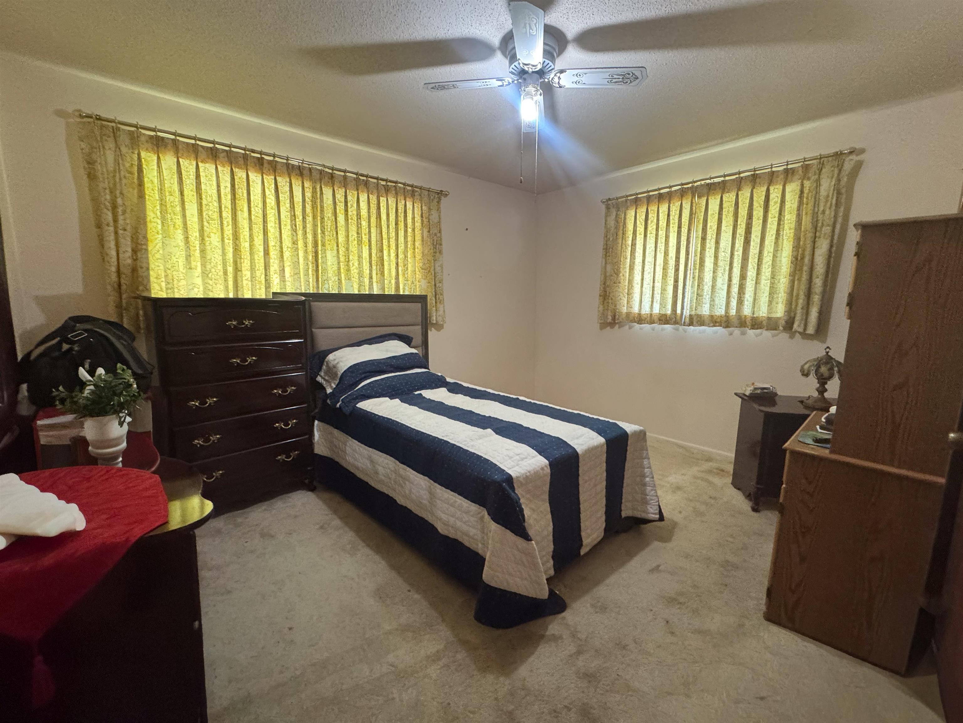 13 Iowa Drive Property Photo 11