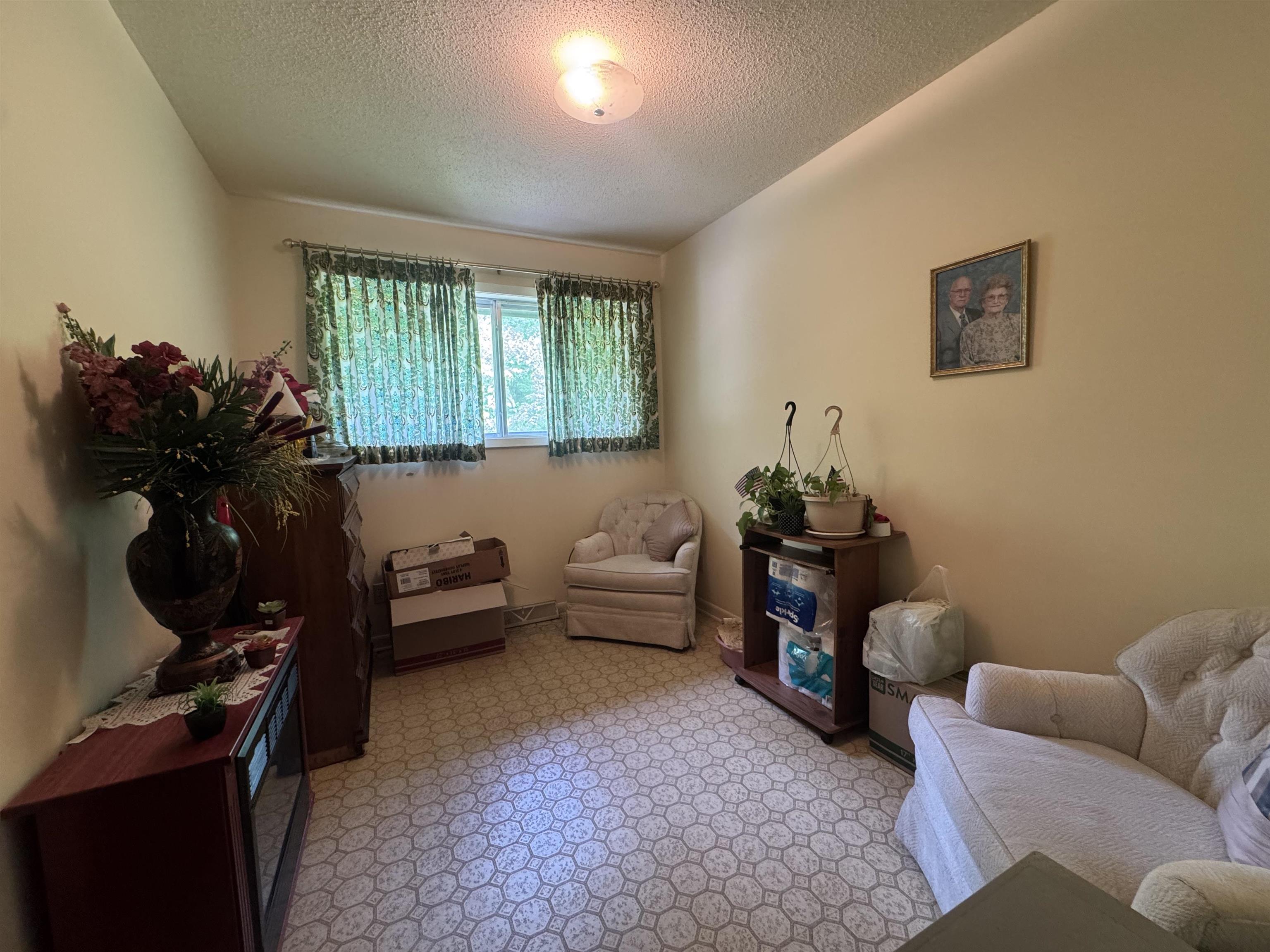 13 Iowa Drive Property Photo 14
