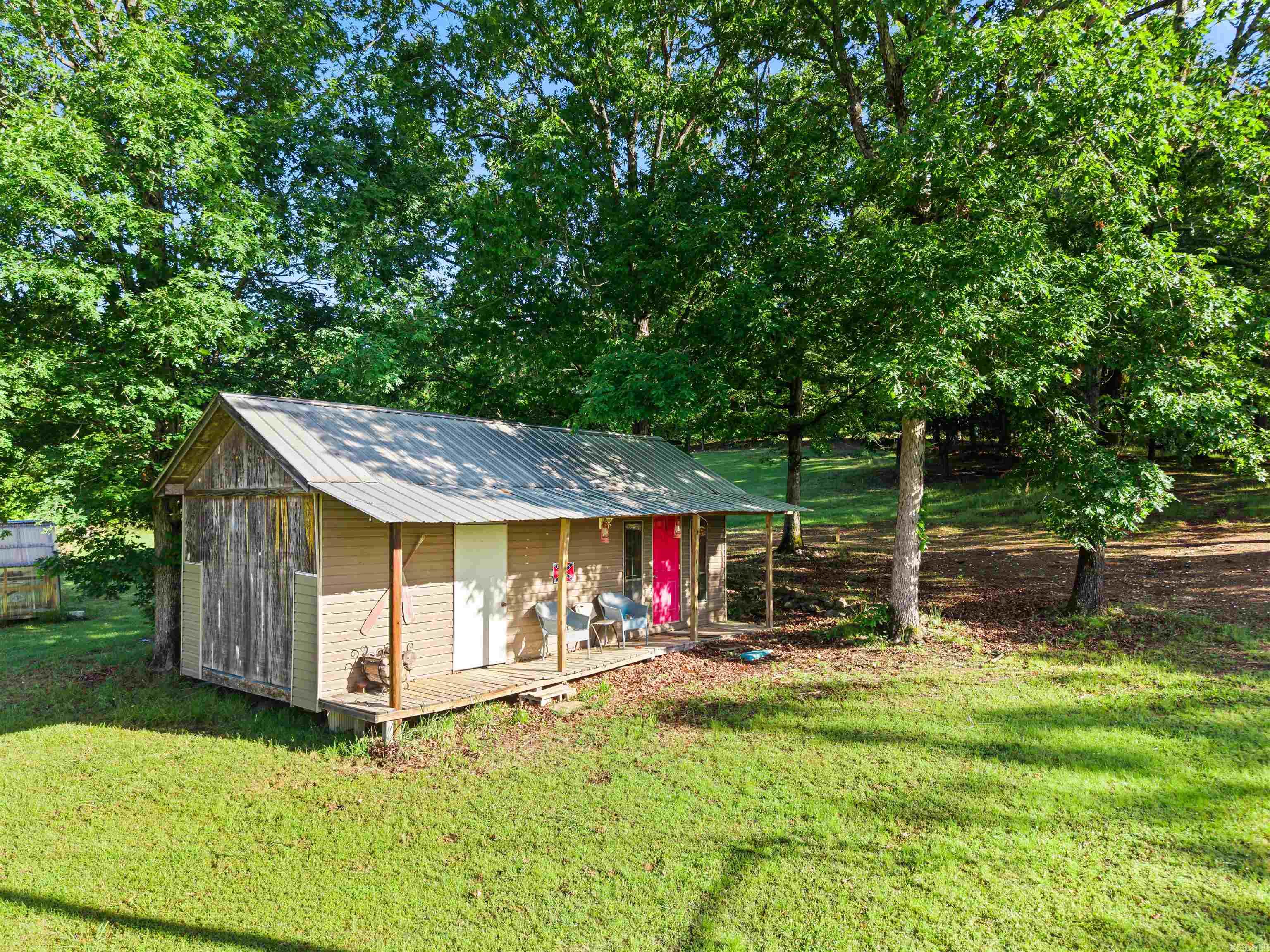 500 Rynders Property Photo 10