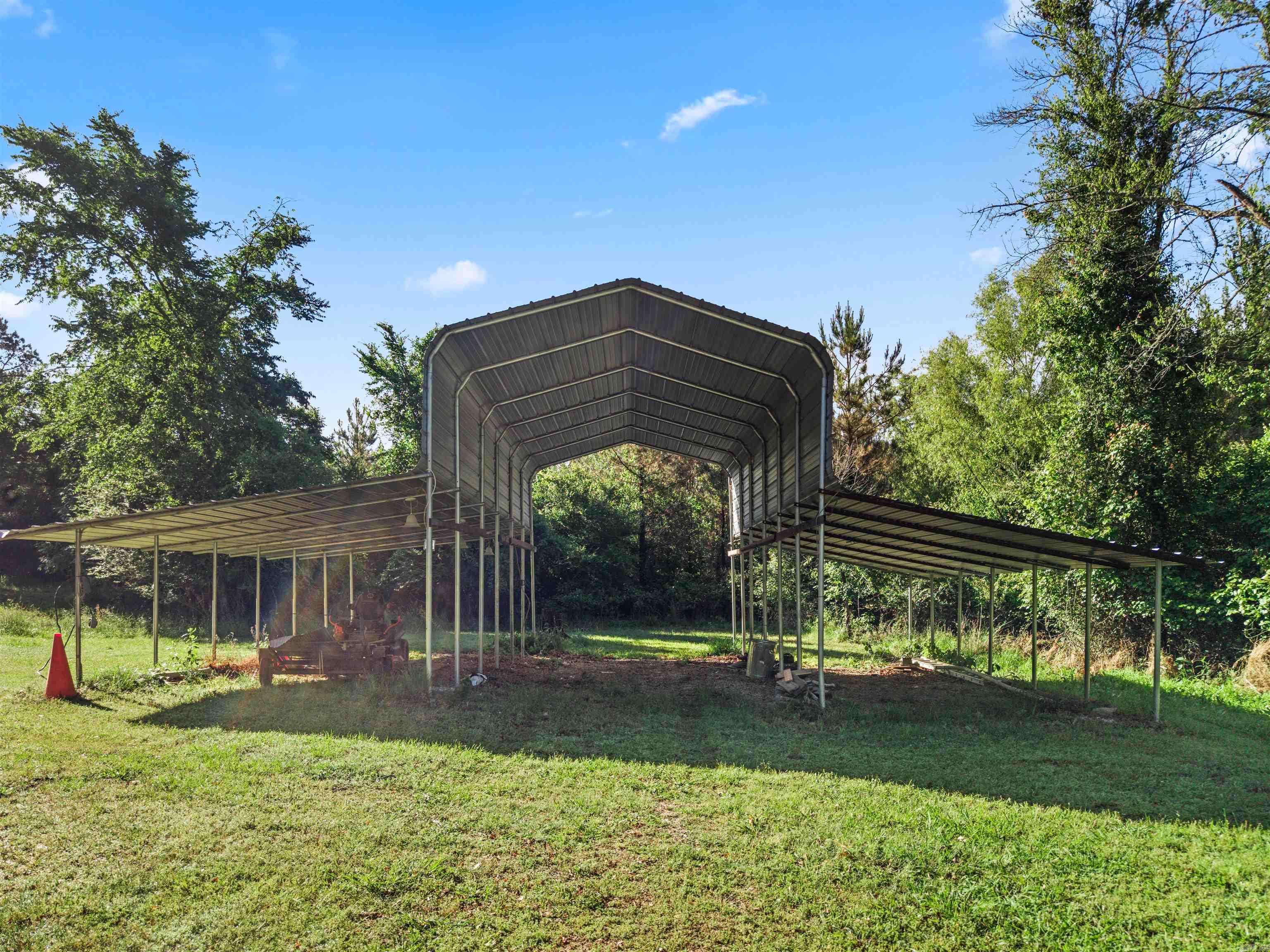 500 Rynders Property Photo 11