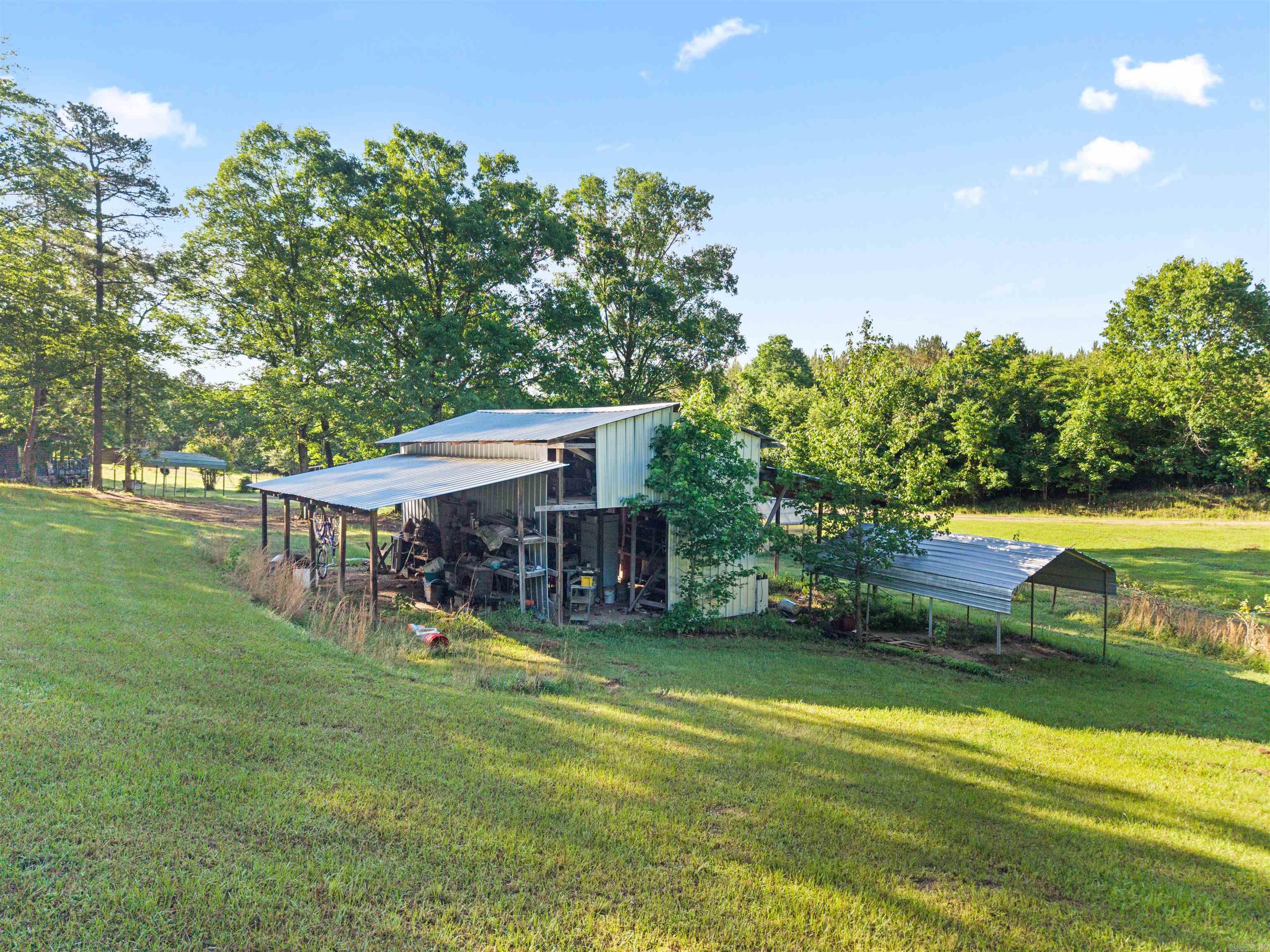500 Rynders Property Photo 13