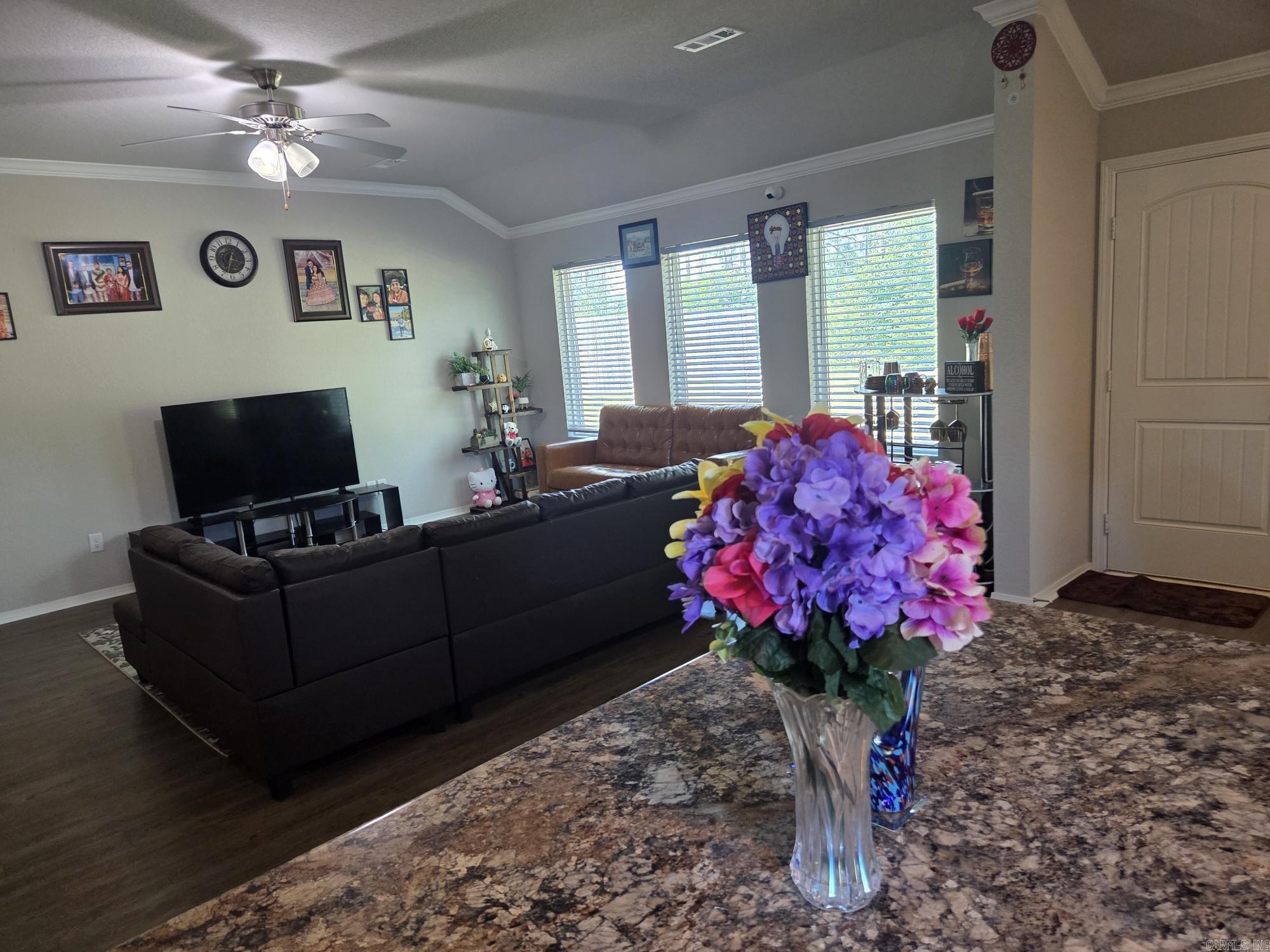 108 James Drive Property Photo 11