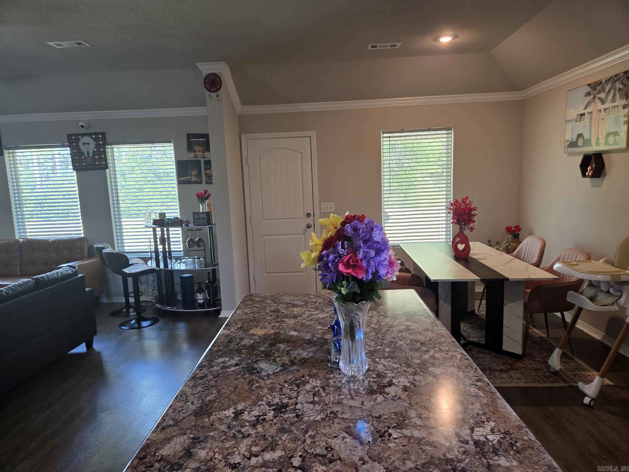 108 James Drive Property Photo 14