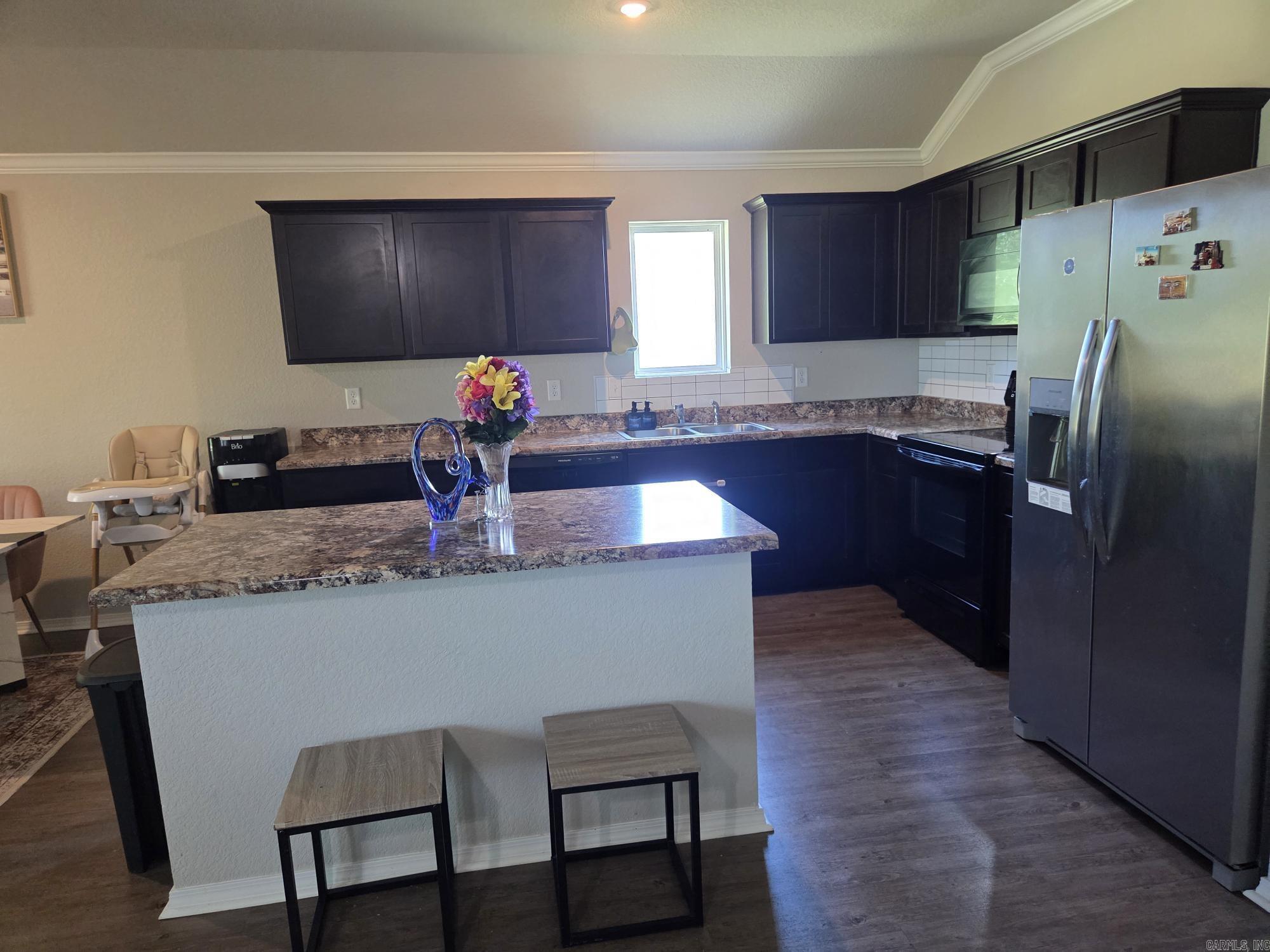 108 James Drive Property Photo 16