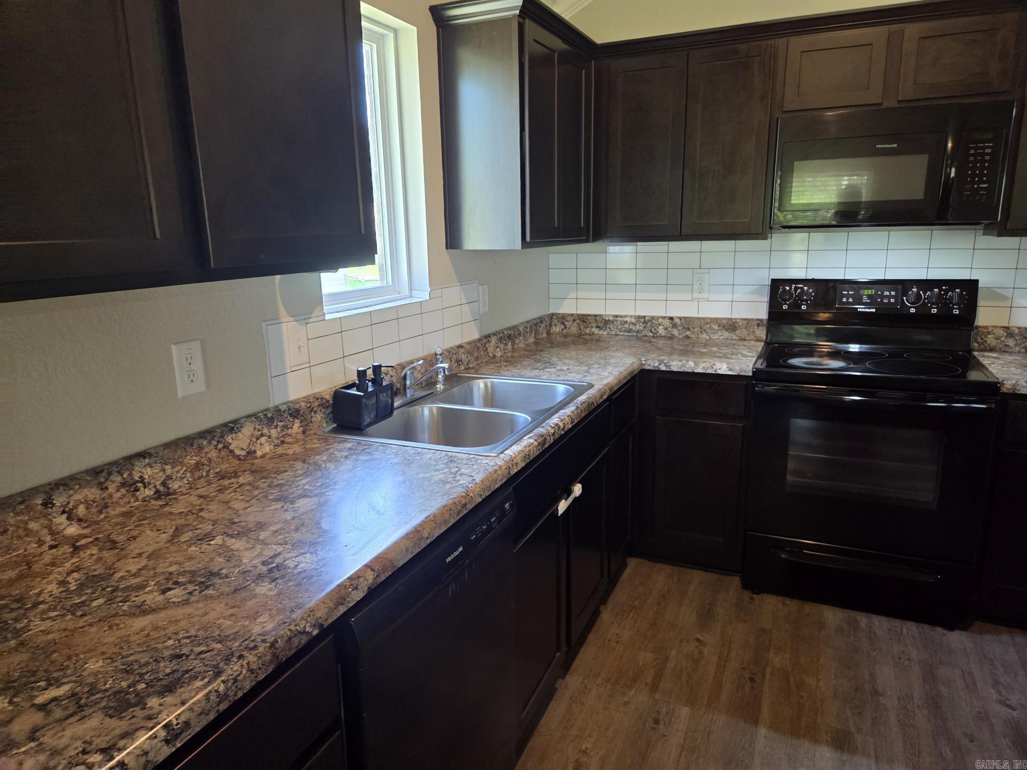 108 James Drive Property Photo 17