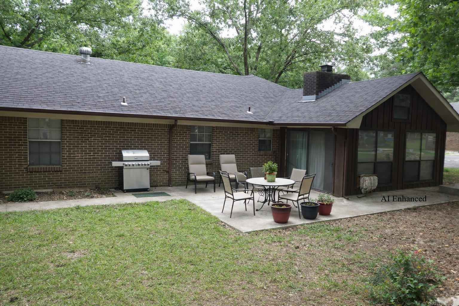172 Tracy Drive Property Photo 2