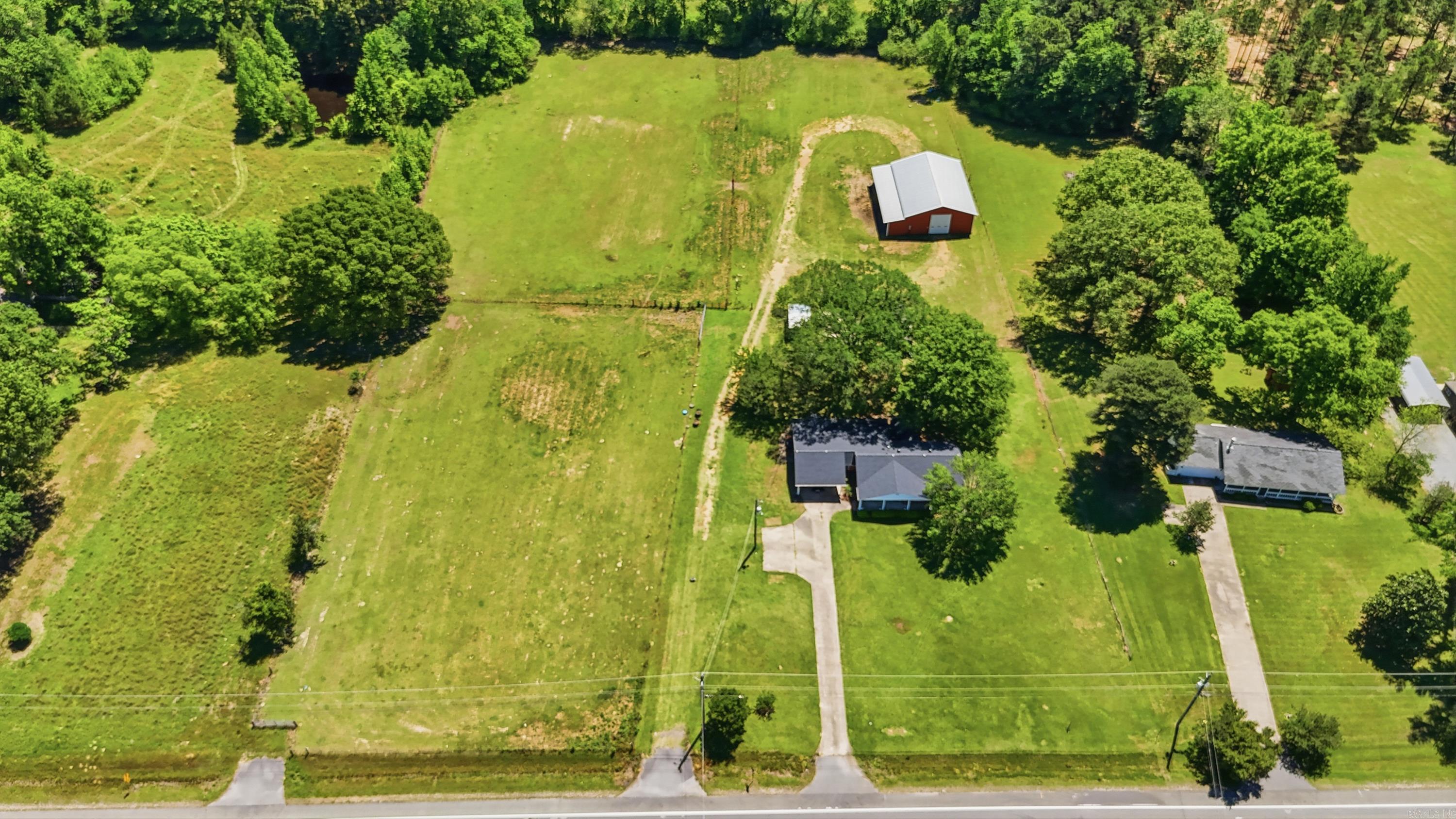8136 Main Property Photo 7