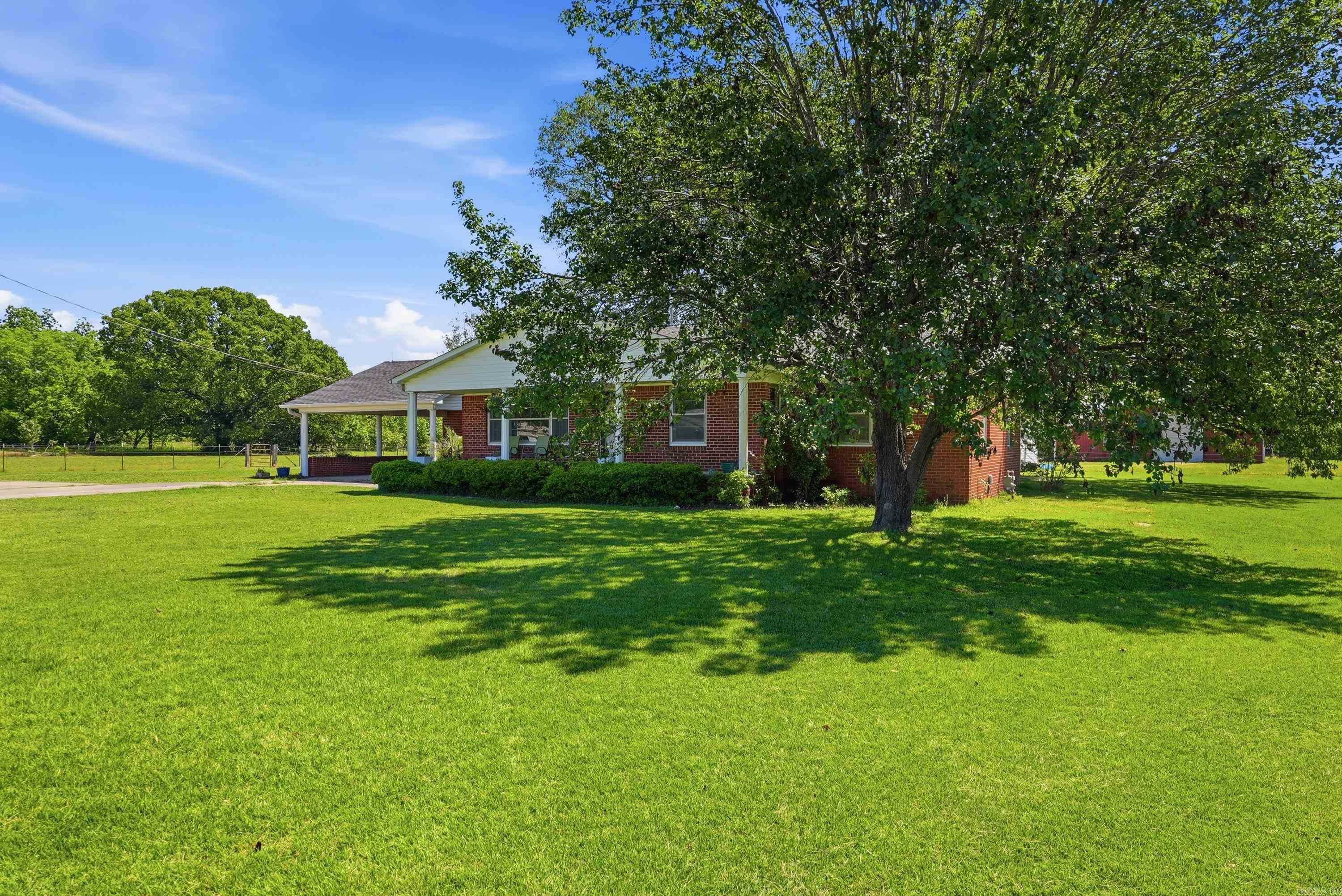 8136 Main Property Photo 18