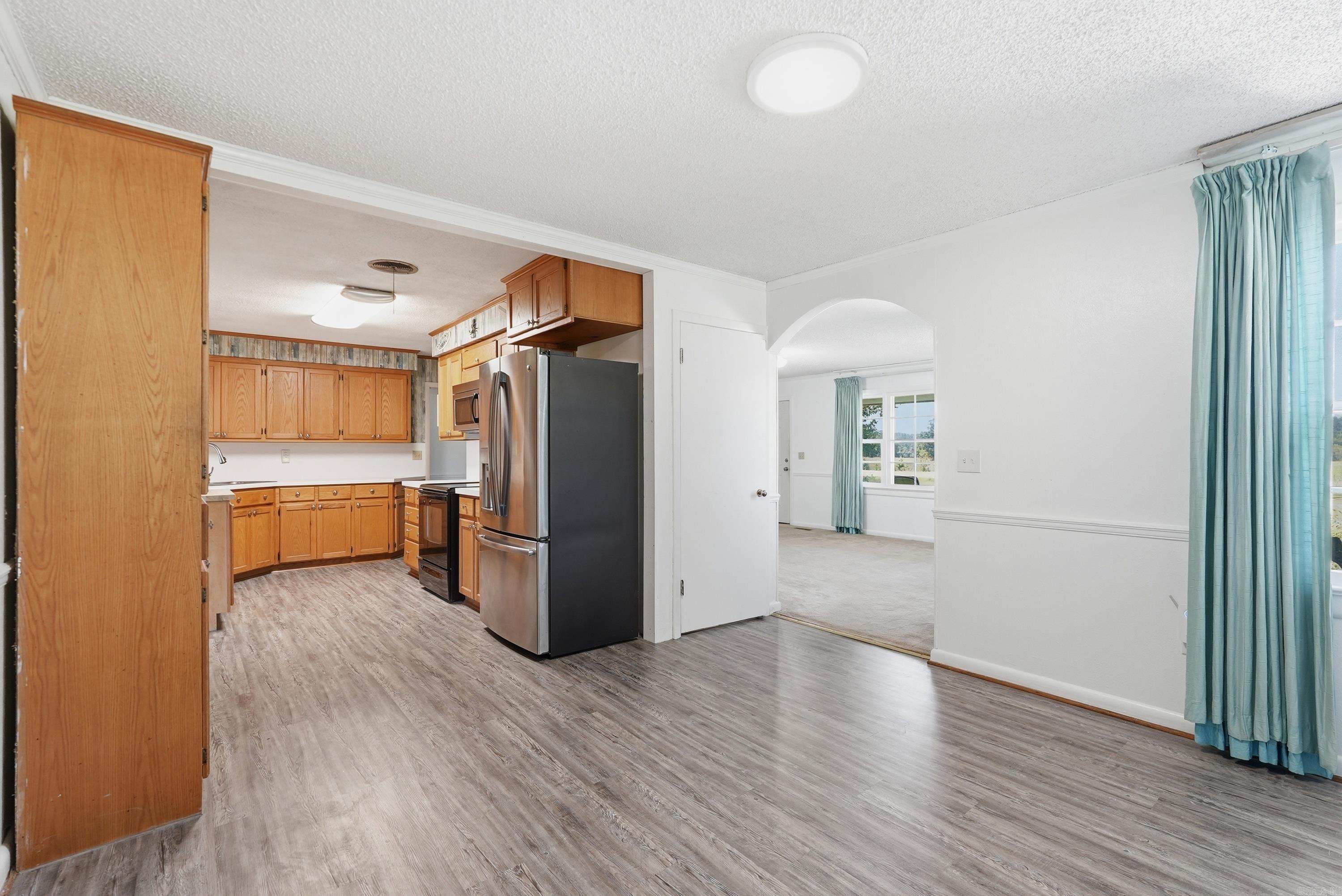 8136 Main Property Photo 25