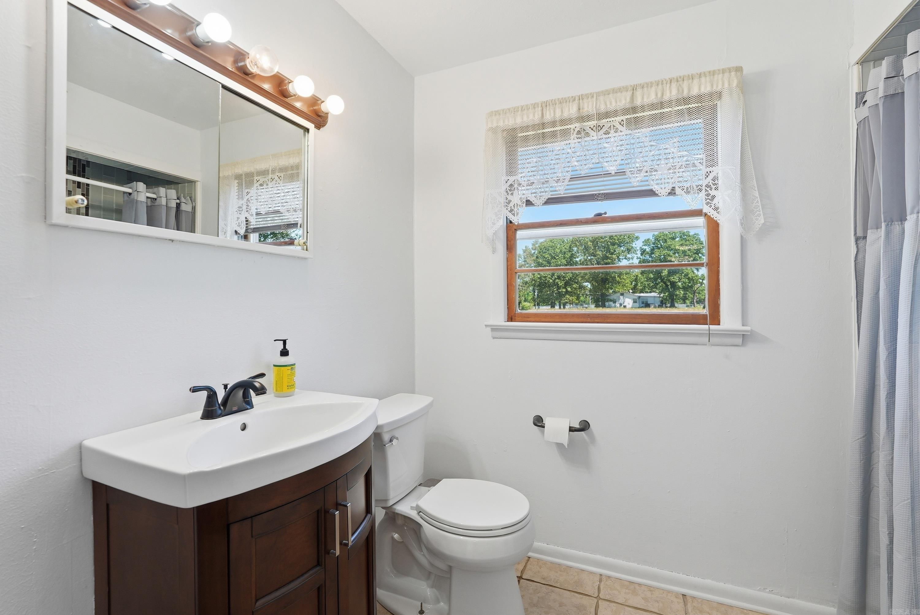 8136 Main Property Photo 37