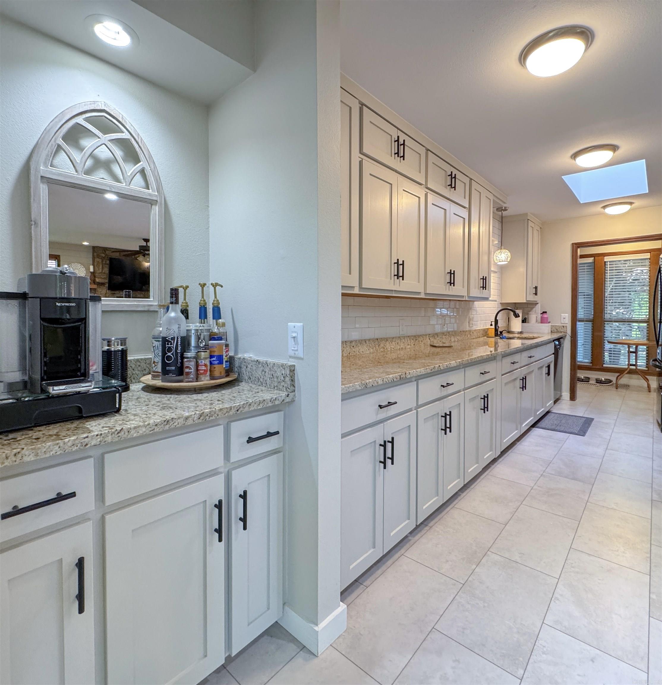 8 Castellon Drive Property Photo 16