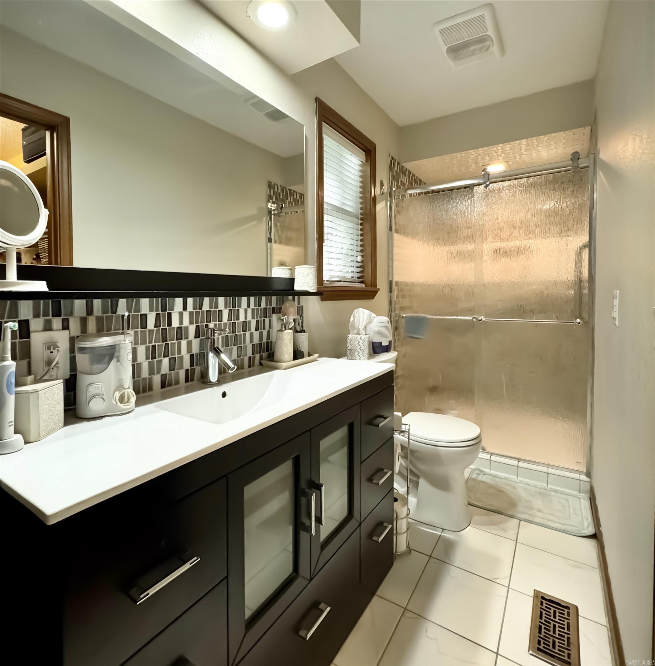8 Castellon Drive Property Photo 31