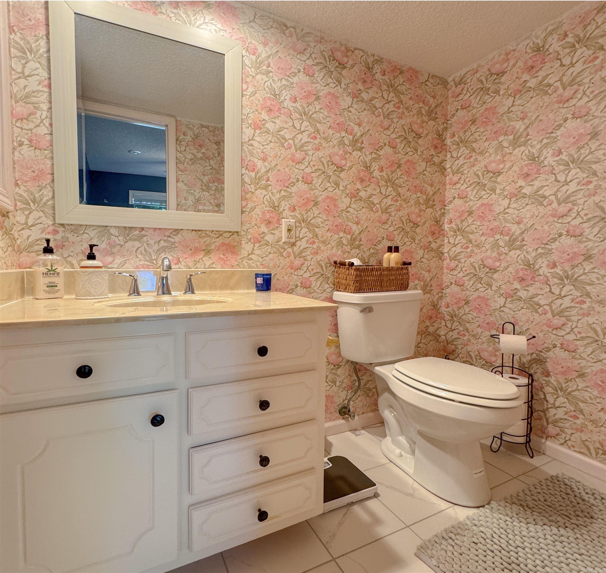 8 Castellon Drive Property Photo 34