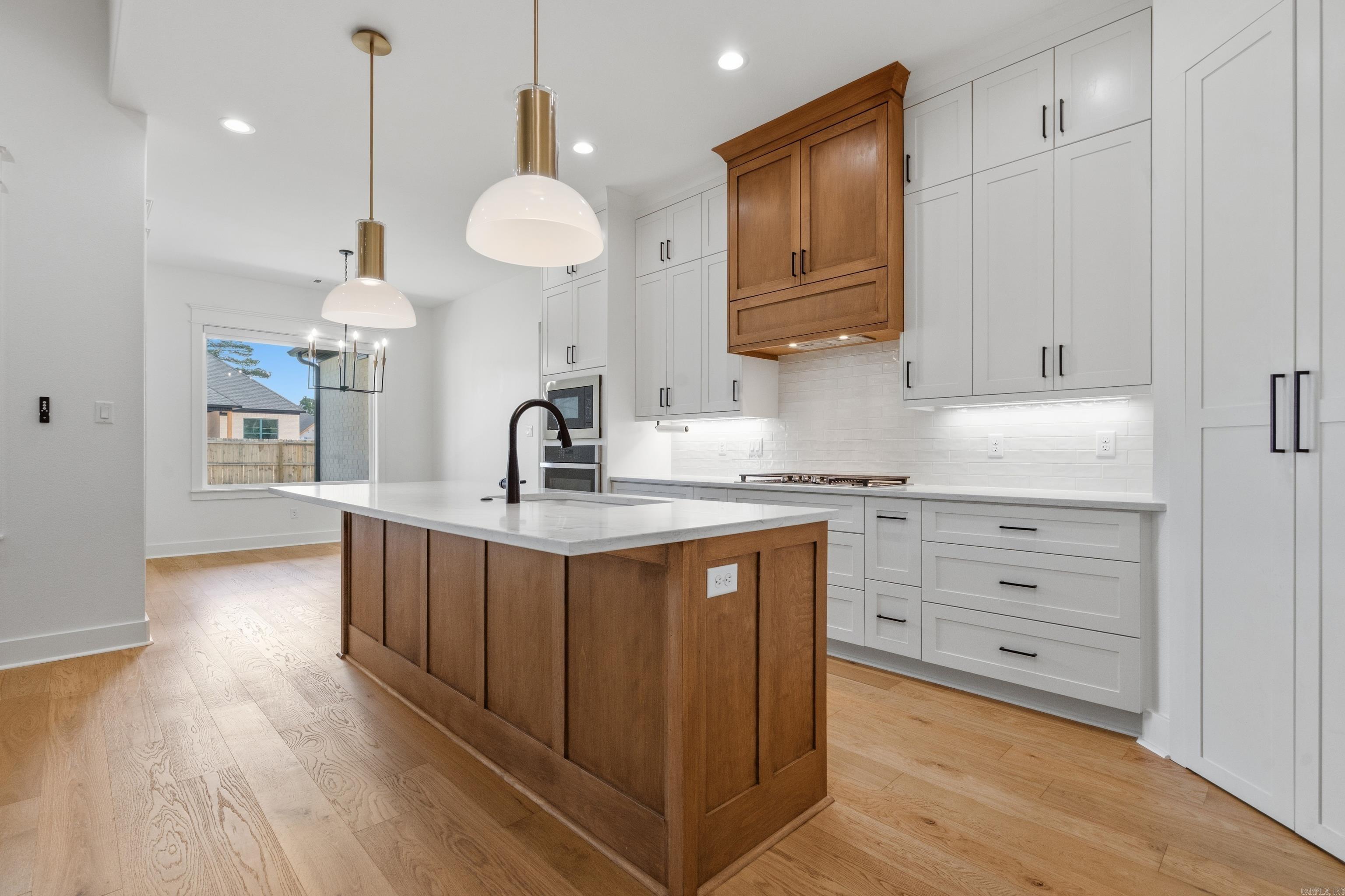 6154 Majestic Waters Drive Property Photo 17