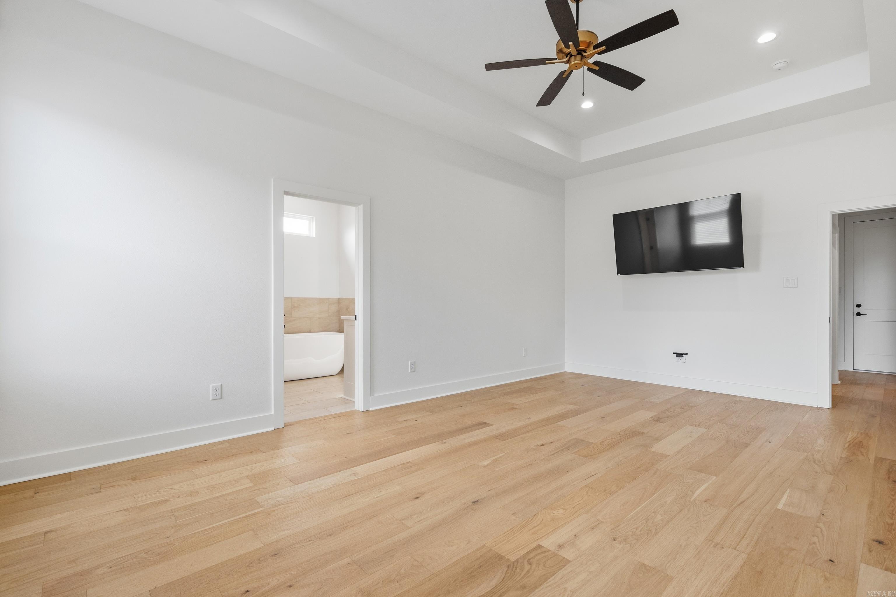 6154 Majestic Waters Drive Property Photo 20