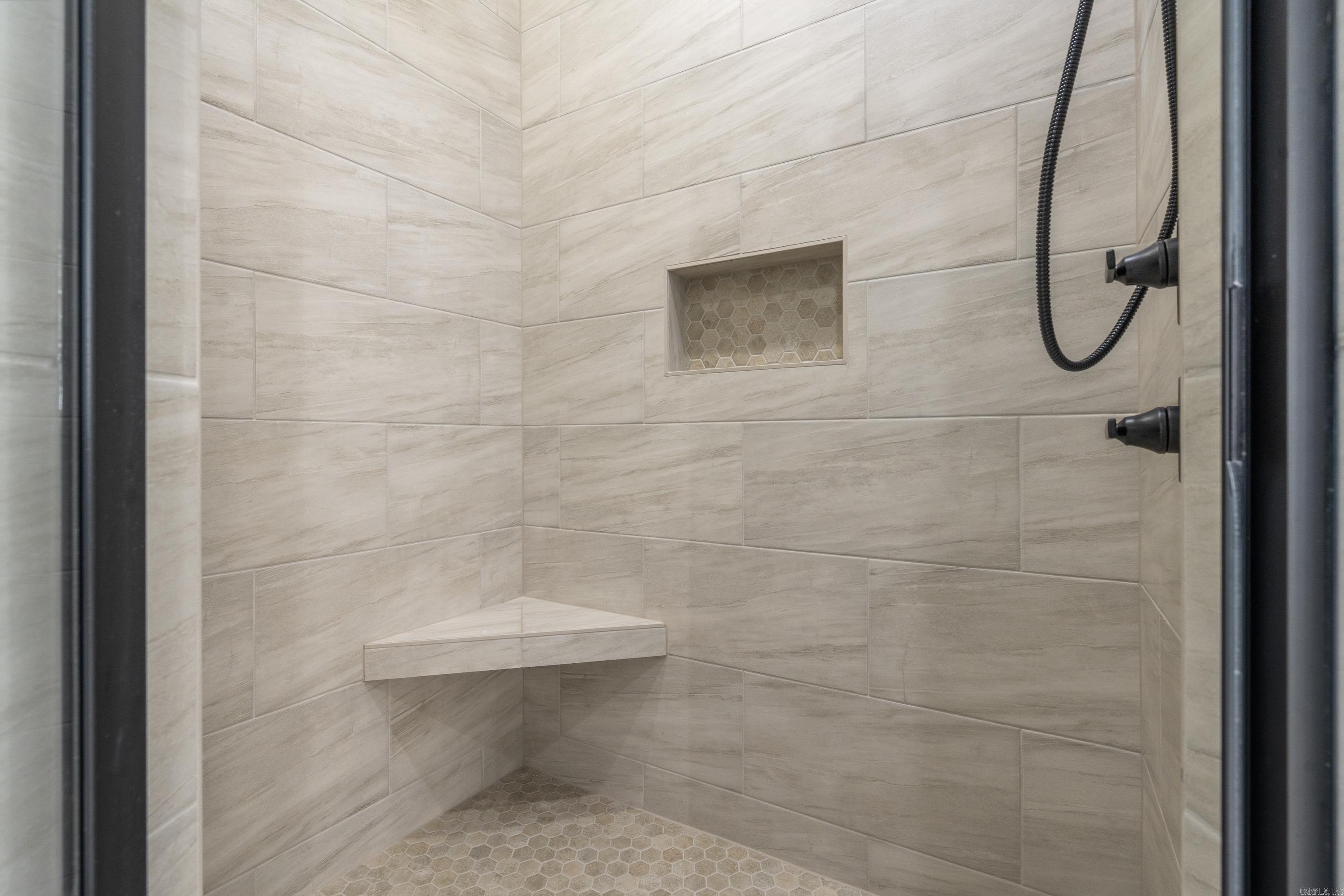 6154 Majestic Waters Drive Property Photo 40