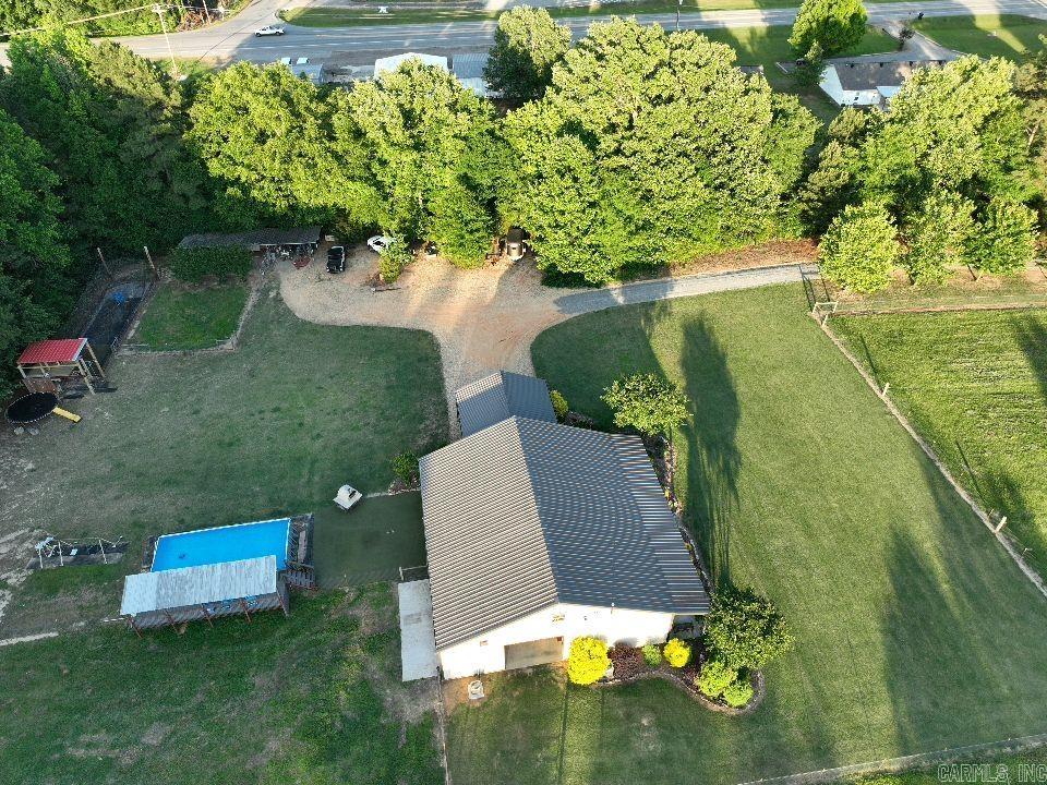1681 S 425 Highway Property Photo 4