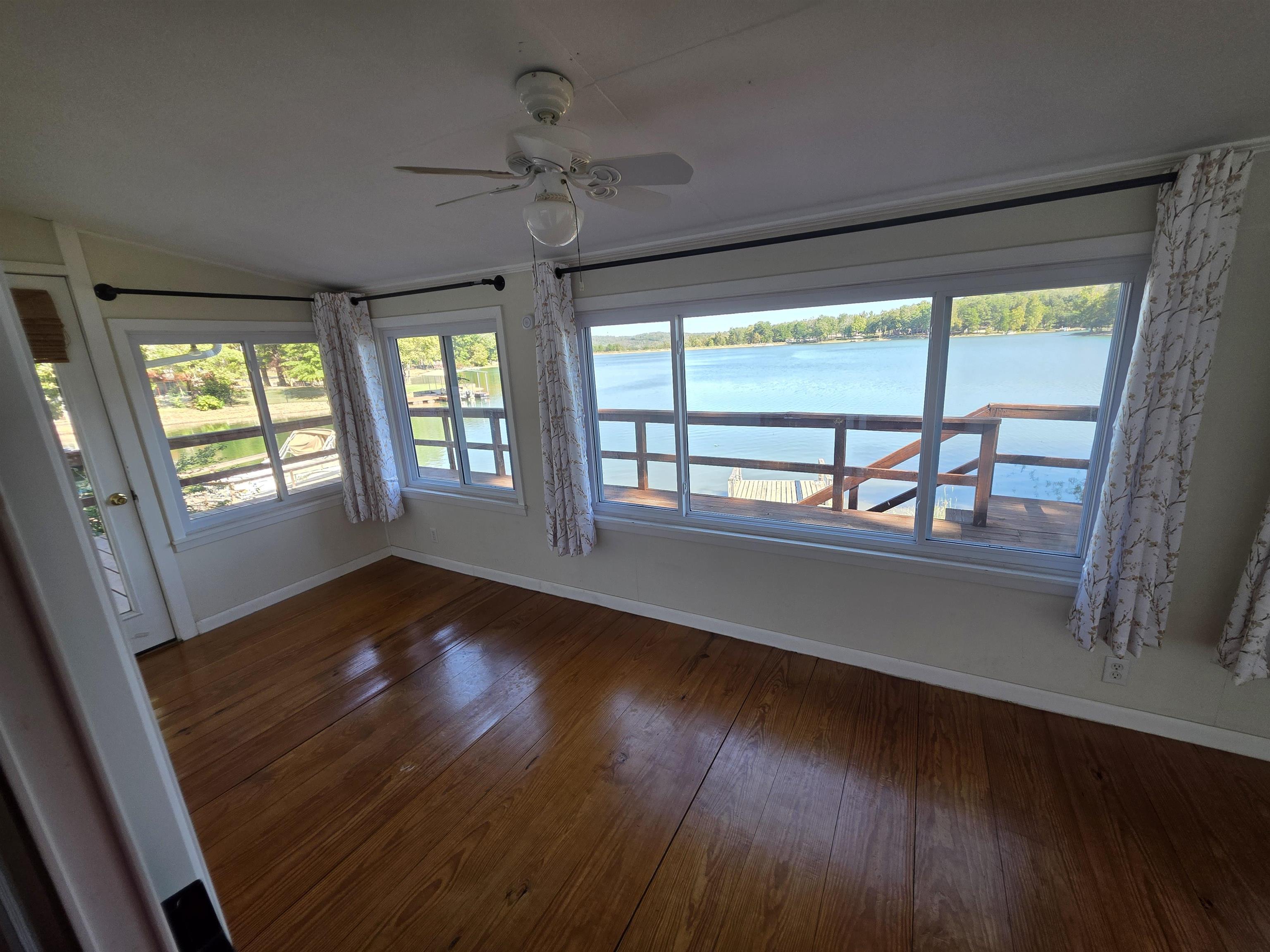 14 W Lake Estates Circle Property Photo 12