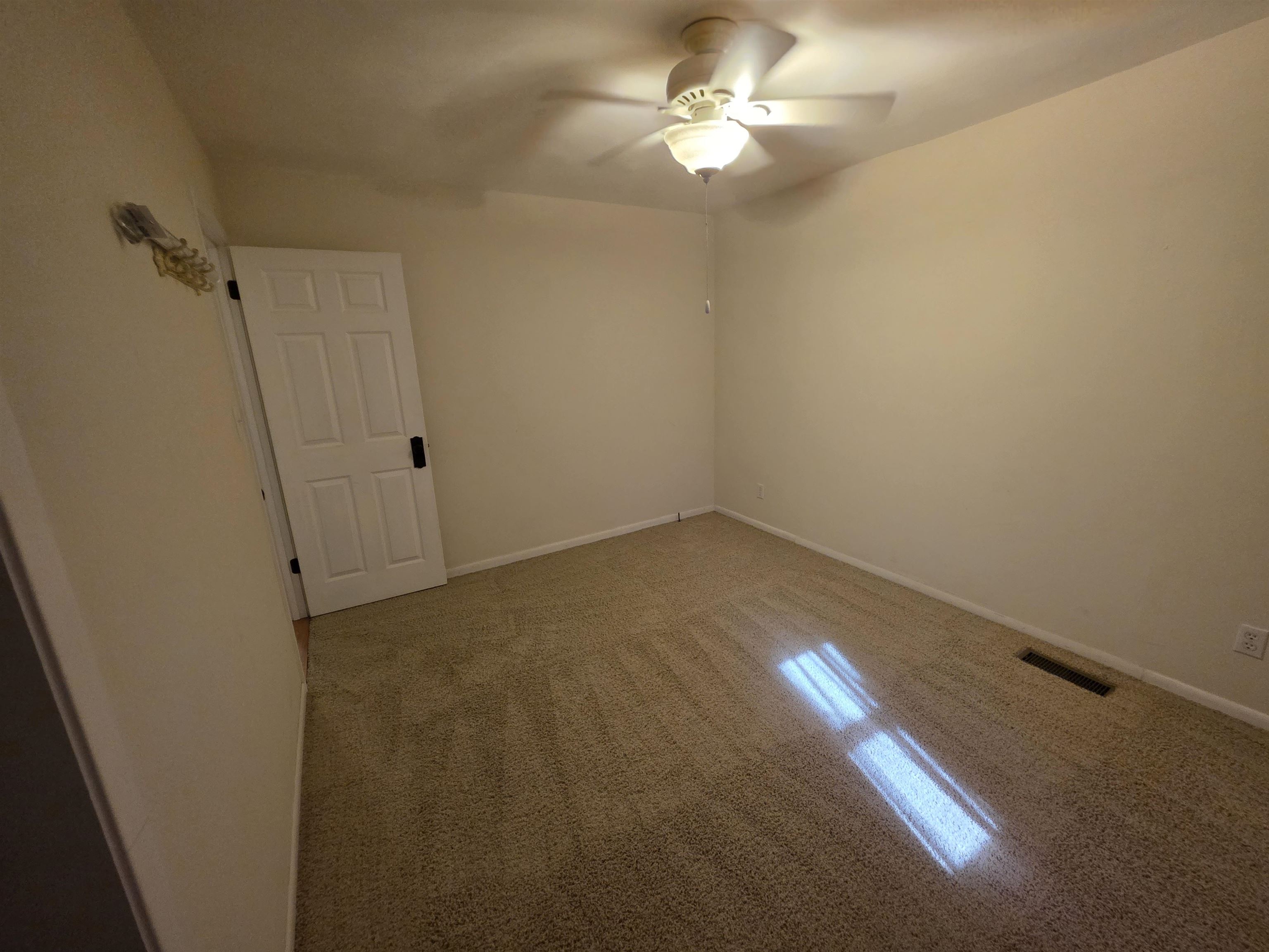 14 W Lake Estates Circle Property Photo 34